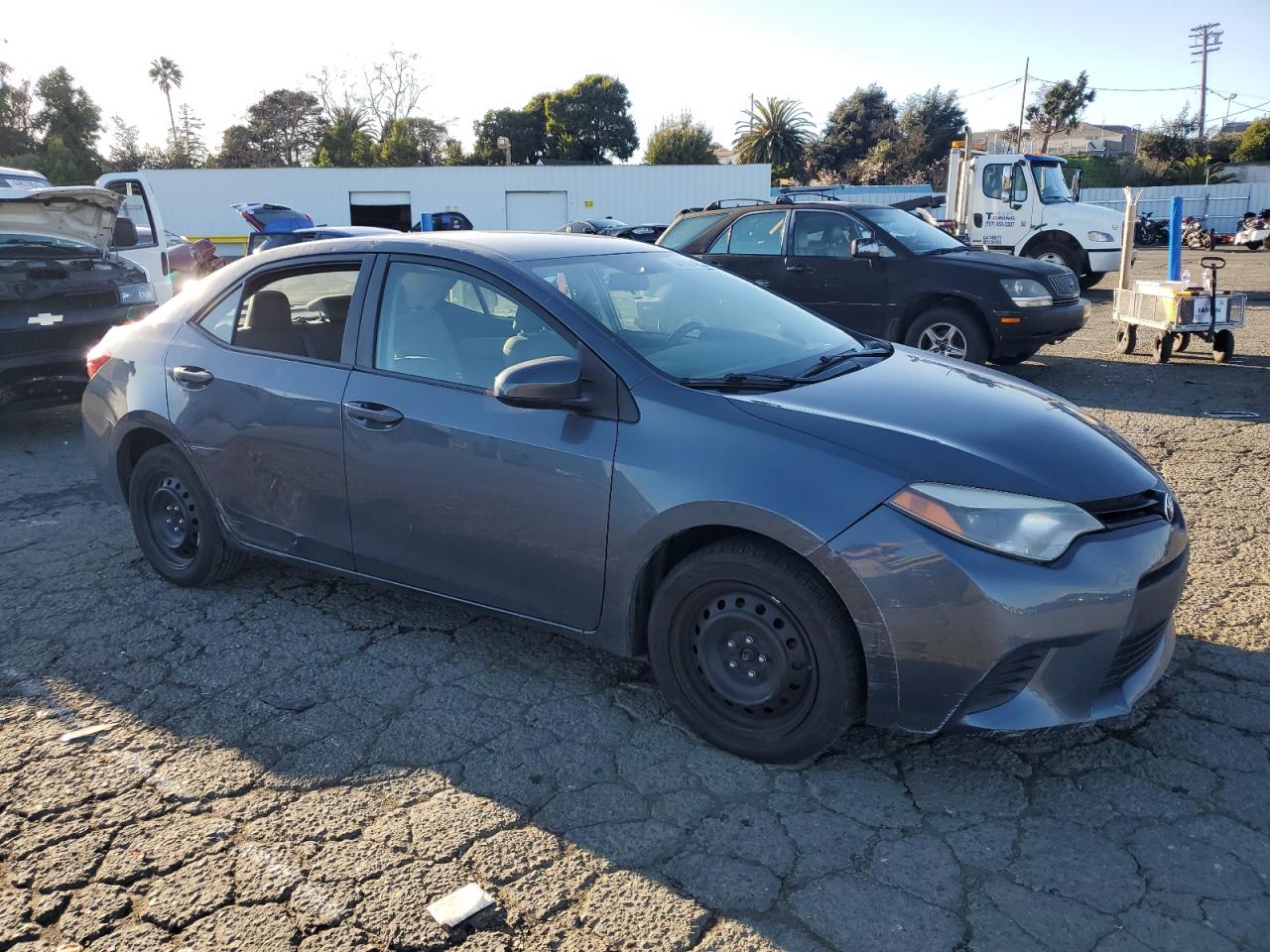 2014 Toyota Corolla VIN 5YFBURHE1EP059749 Copart auction photo, vandalism / side damage thumbnail 4