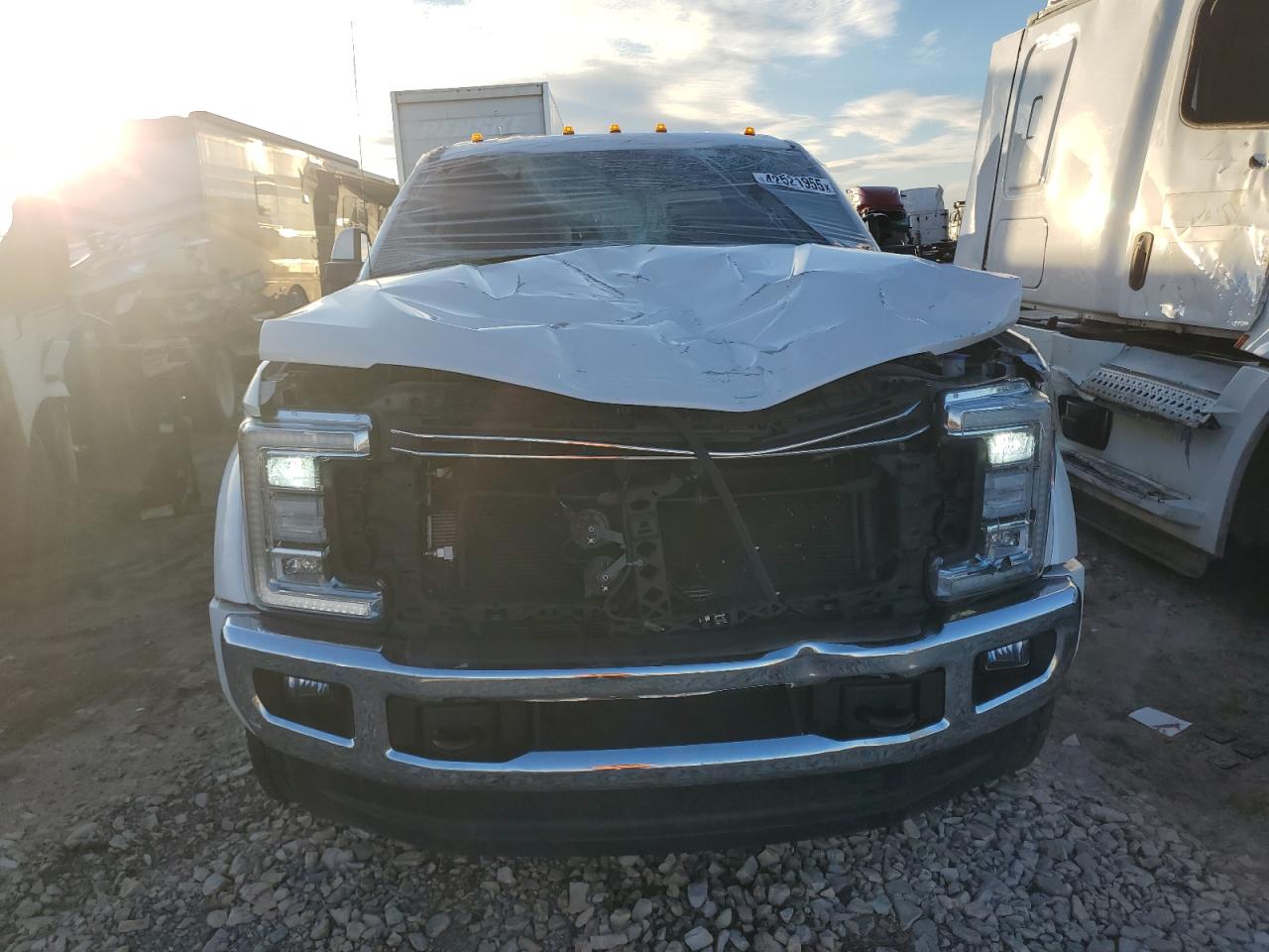 2019 Ford F450 VIN 1FT8W4DTXKEE52881 Copart auction photo, front end damage thumbnail 5