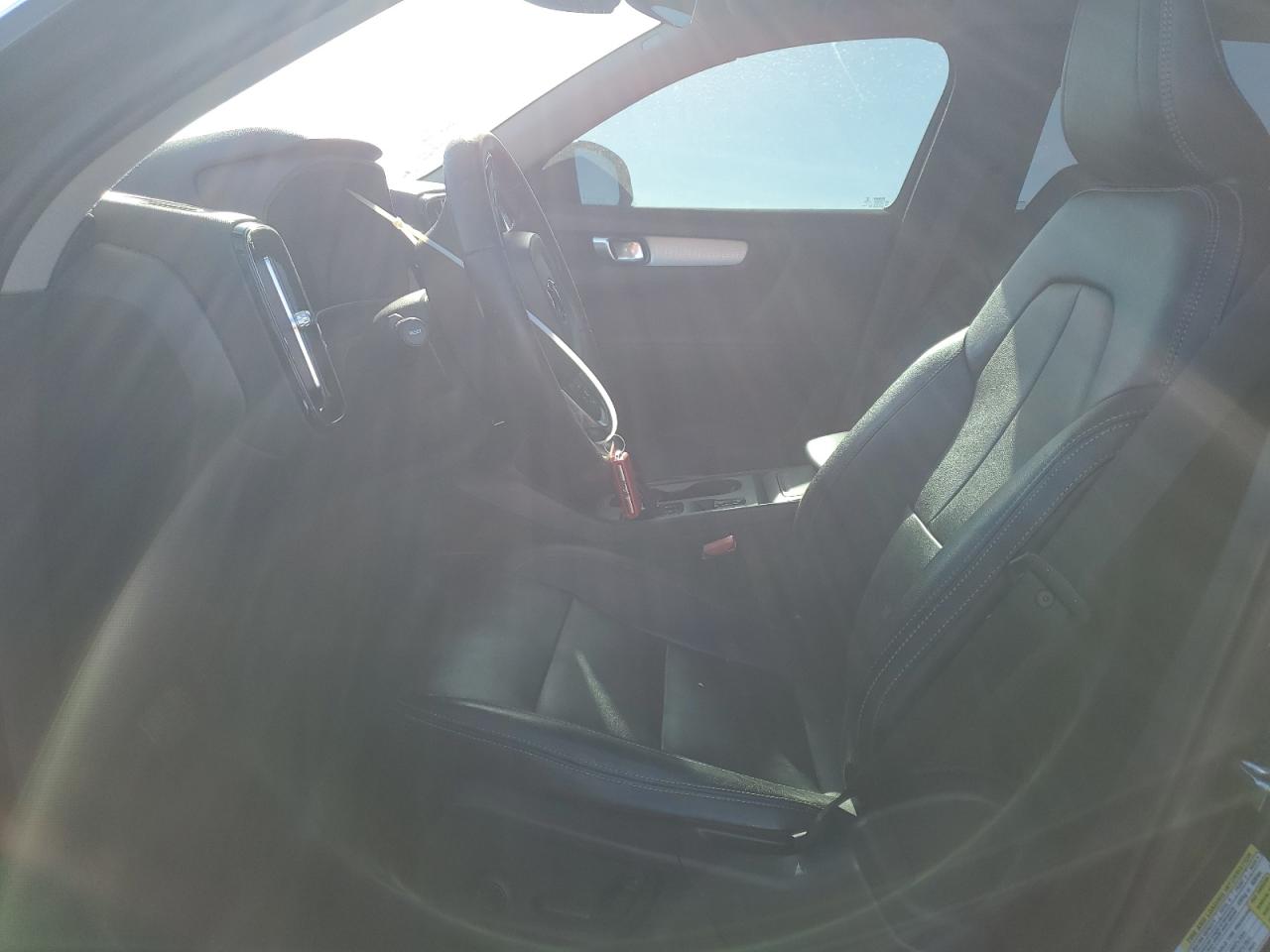 2019 Volvo XC40 VIN YV4162XZ7K2014467 Copart auction photo, front end / side damage thumbnail 7