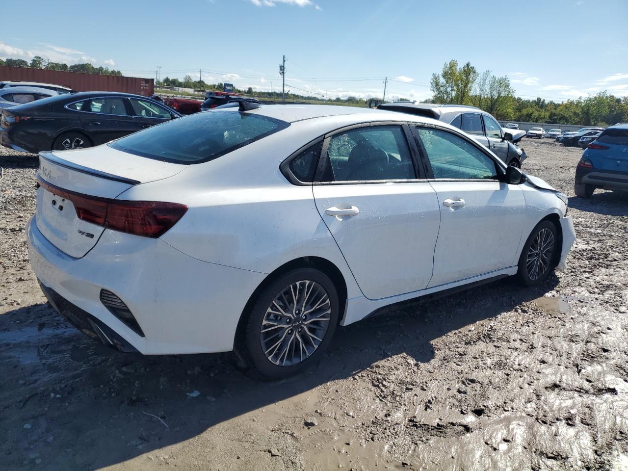 2024 KIA Forte VIN 3KPF54AD9RE726058 Copart auction photo, front end damage thumbnail 3
