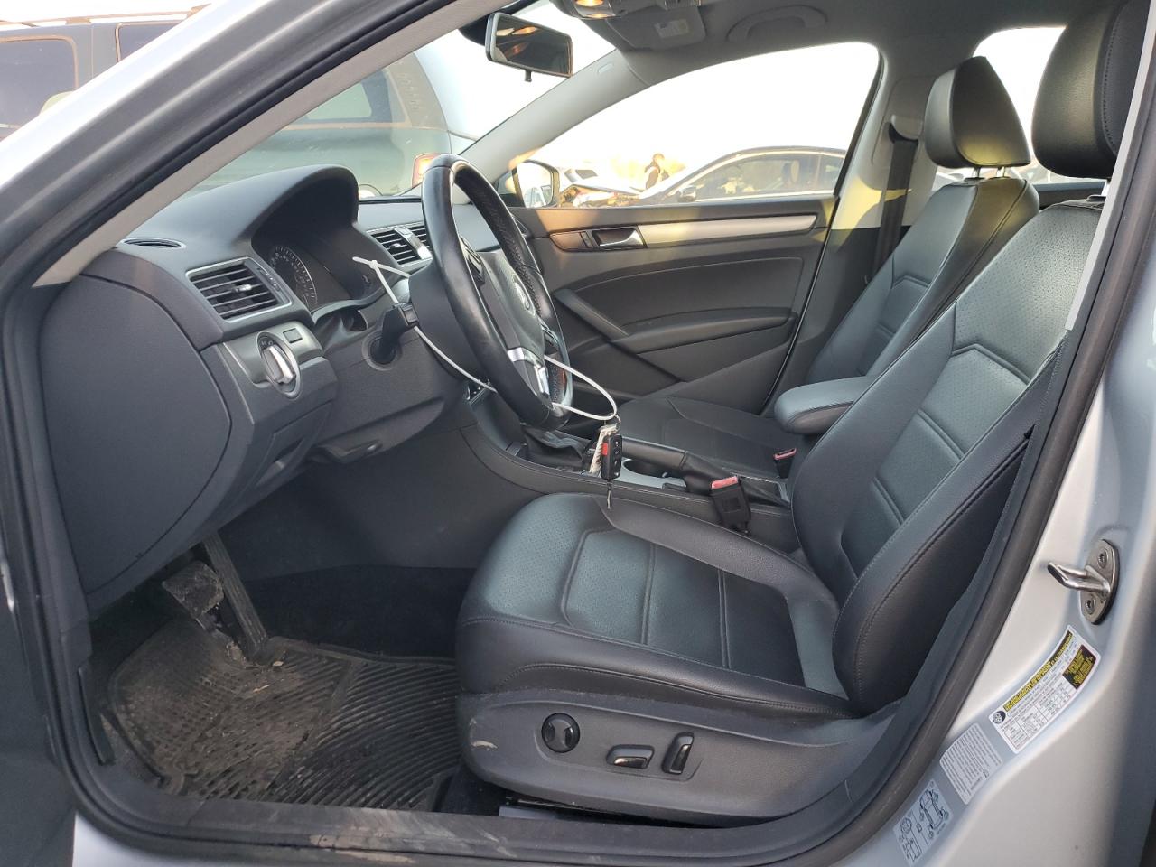 2015 Volkswagen Passat VIN 1VWBT7A35FC048440 Copart auction photo, front end damage thumbnail 7