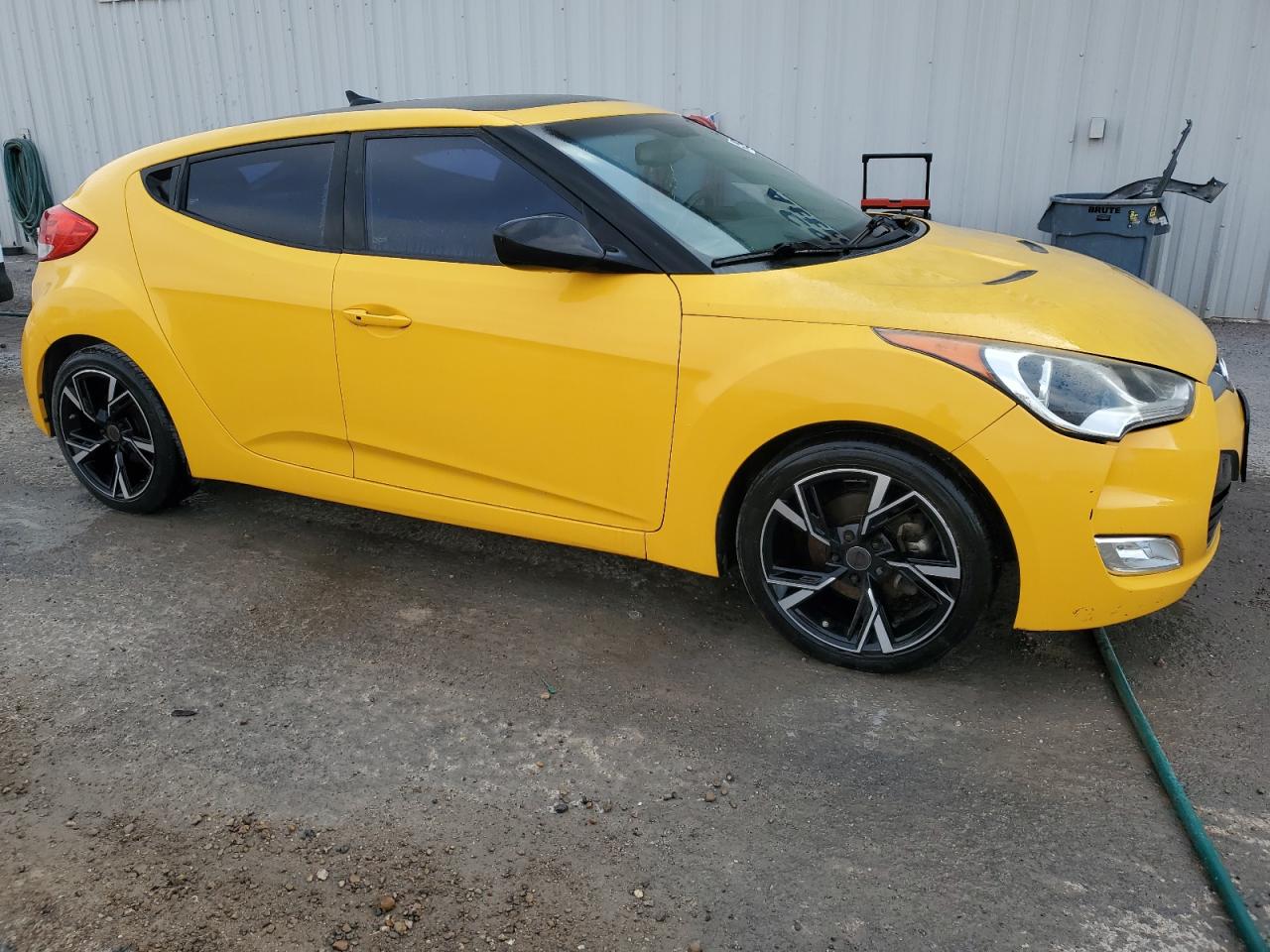 2013 Hyundai Veloster VIN KMHTC6ADXDU089160 Copart auction photo, normal wear / minor dent/scratches damage thumbnail 4