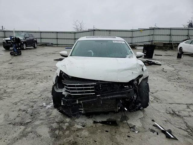 2016 Volkswagen Passat VIN 1VWBT7A36GC013911 Copart auction photo, front end / undercarriage damage thumbnail 11