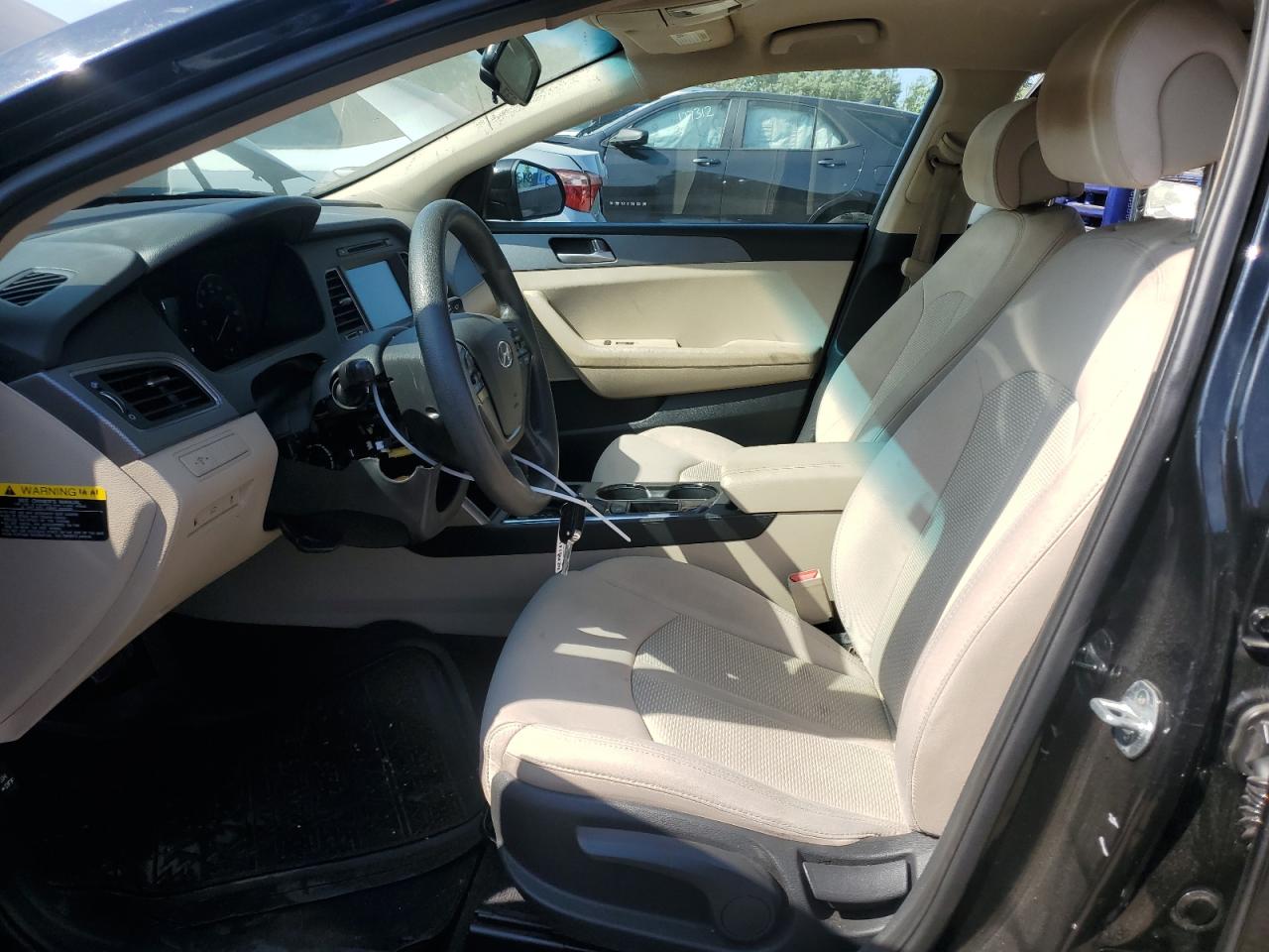 2017 Hyundai Sonata VIN 5NPE24AFXHH440011 Copart auction photo, vandalism / front end damage thumbnail 7