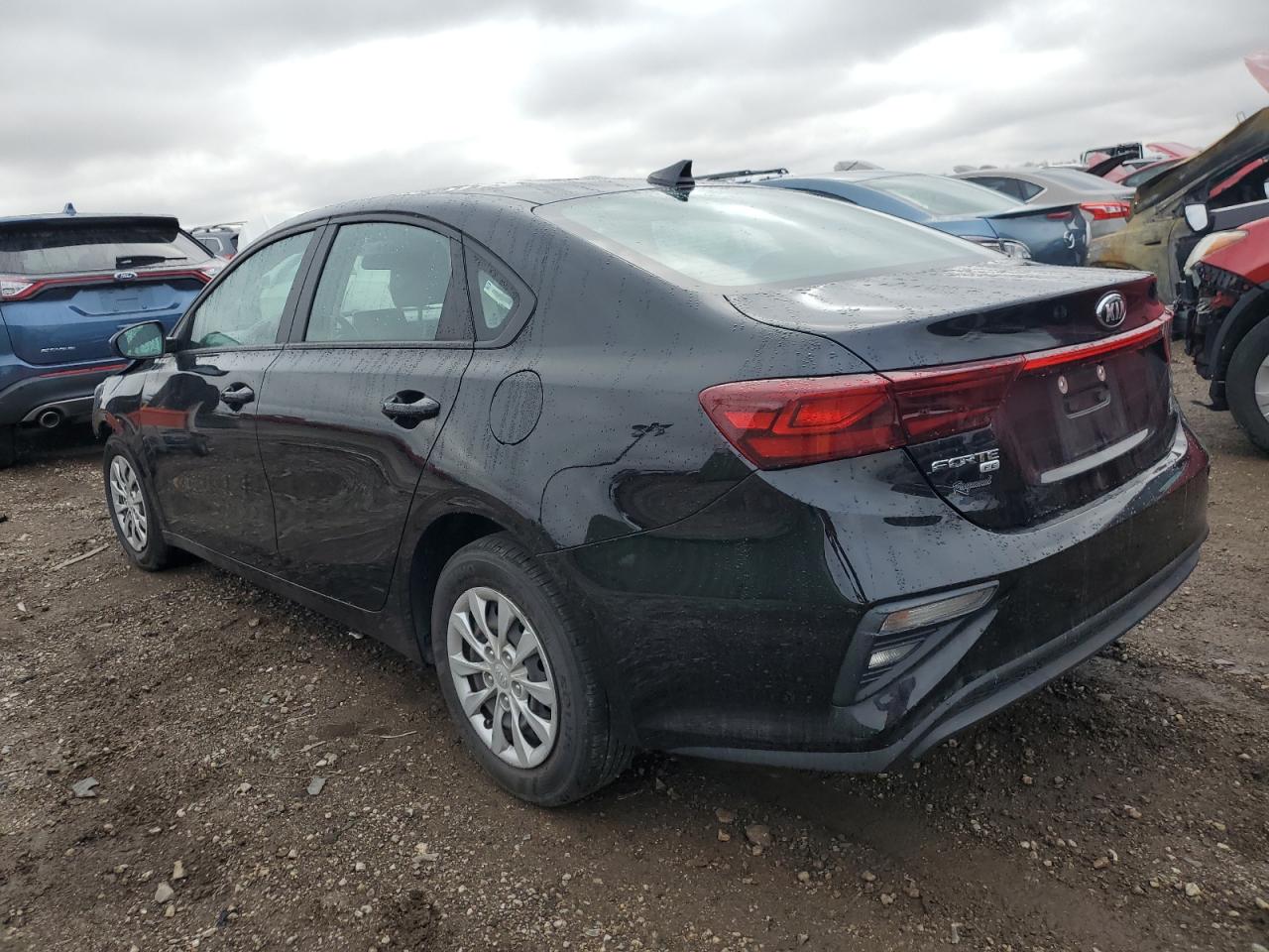 2021 KIA Forte VIN 3KPF24AD9ME286330 Copart auction photo, front end damage thumbnail 2