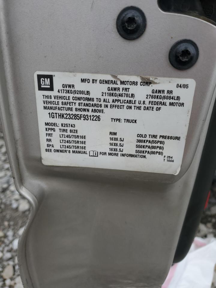 2005 GMC Sierra VIN 1GTHK23285F931226 Copart auction photo, front end damage thumbnail 14