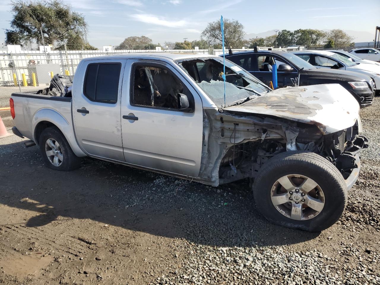 2012 Nissan Navara (Frontier) VIN 1N6AD0ER5CC402886 Copart auction photo, burn / front end damage thumbnail 4