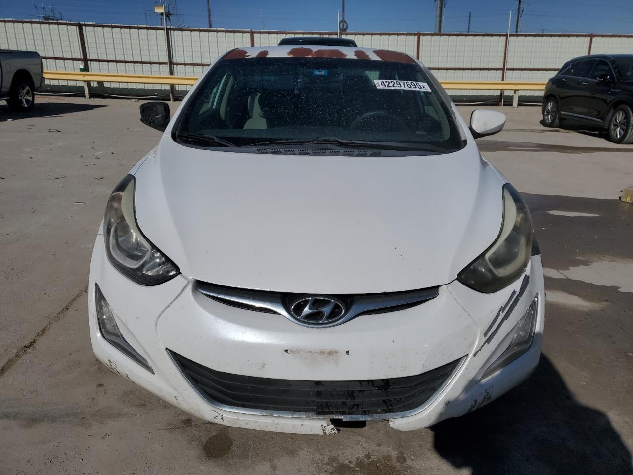 2016 Hyundai Elantra VIN 5NPDH4AE1GH798260 Copart auction photo, front end / minor dent/scratches damage thumbnail 5