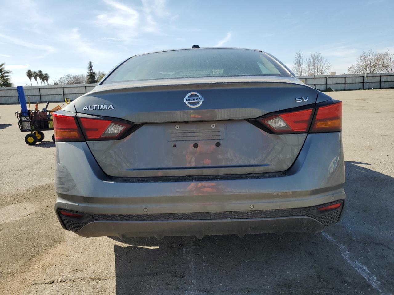 2021 Nissan Altima VIN 1N4BL4DV4MN338187 Copart auction photo, vandalism / minor dent/scratches damage thumbnail 6