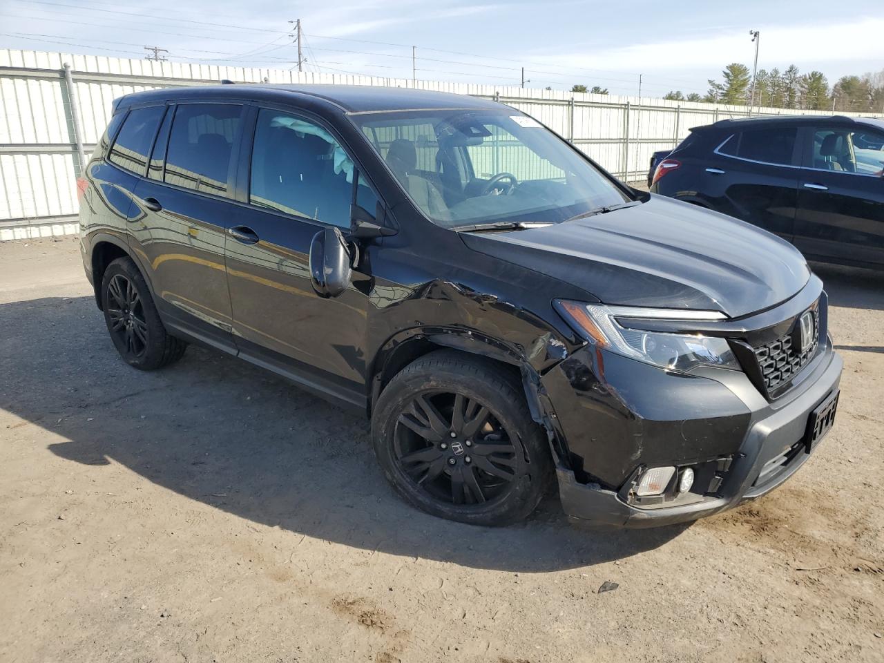 2020 Honda Passport VIN 5FNYF8H26LB016568 Copart auction photo, front end / side damage thumbnail 4