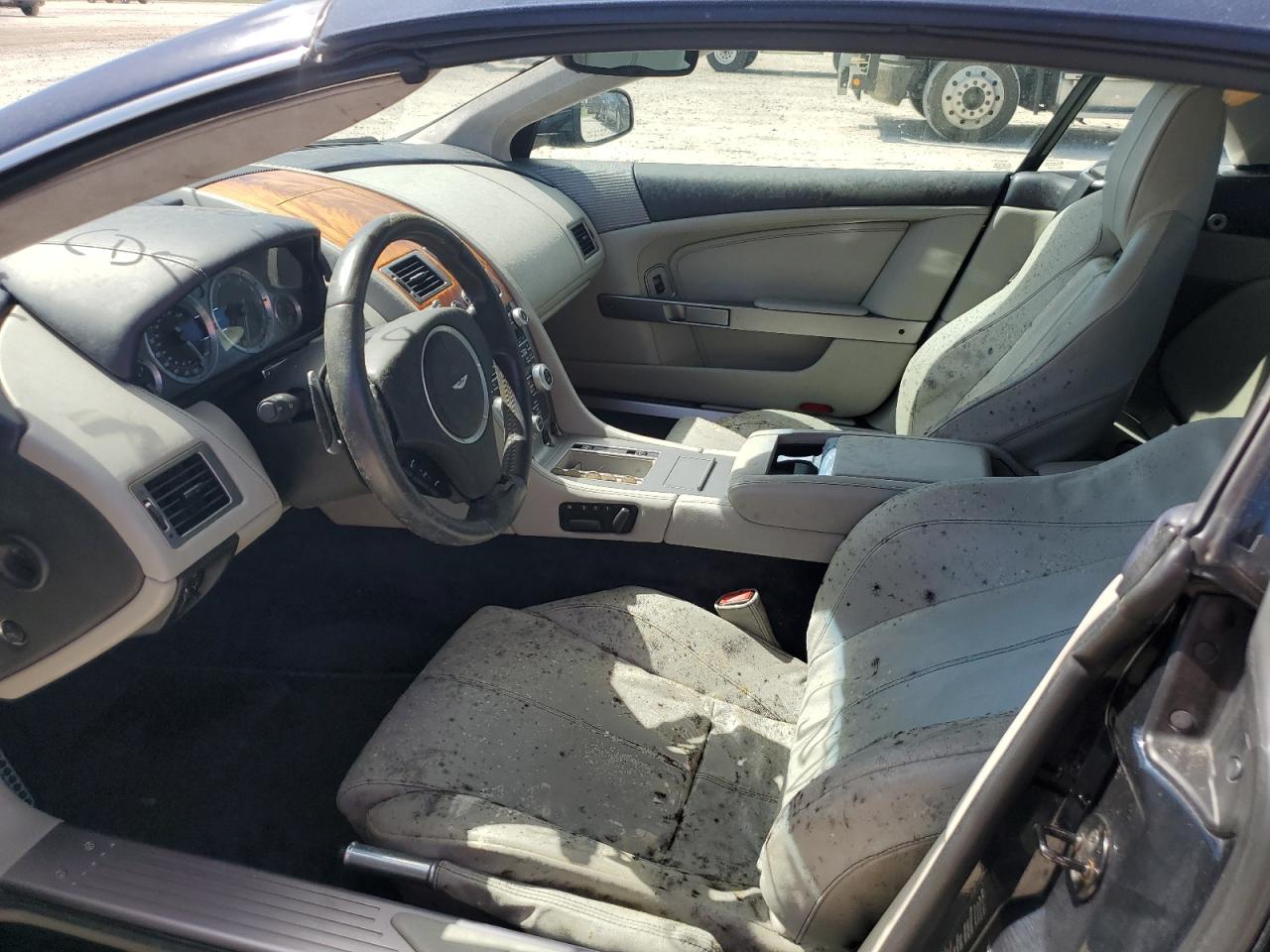 2009 Aston Martin DB9 VIN SCFAD02E79GB10991 Copart auction photo, water/flood / minor dent/scratches damage thumbnail 7