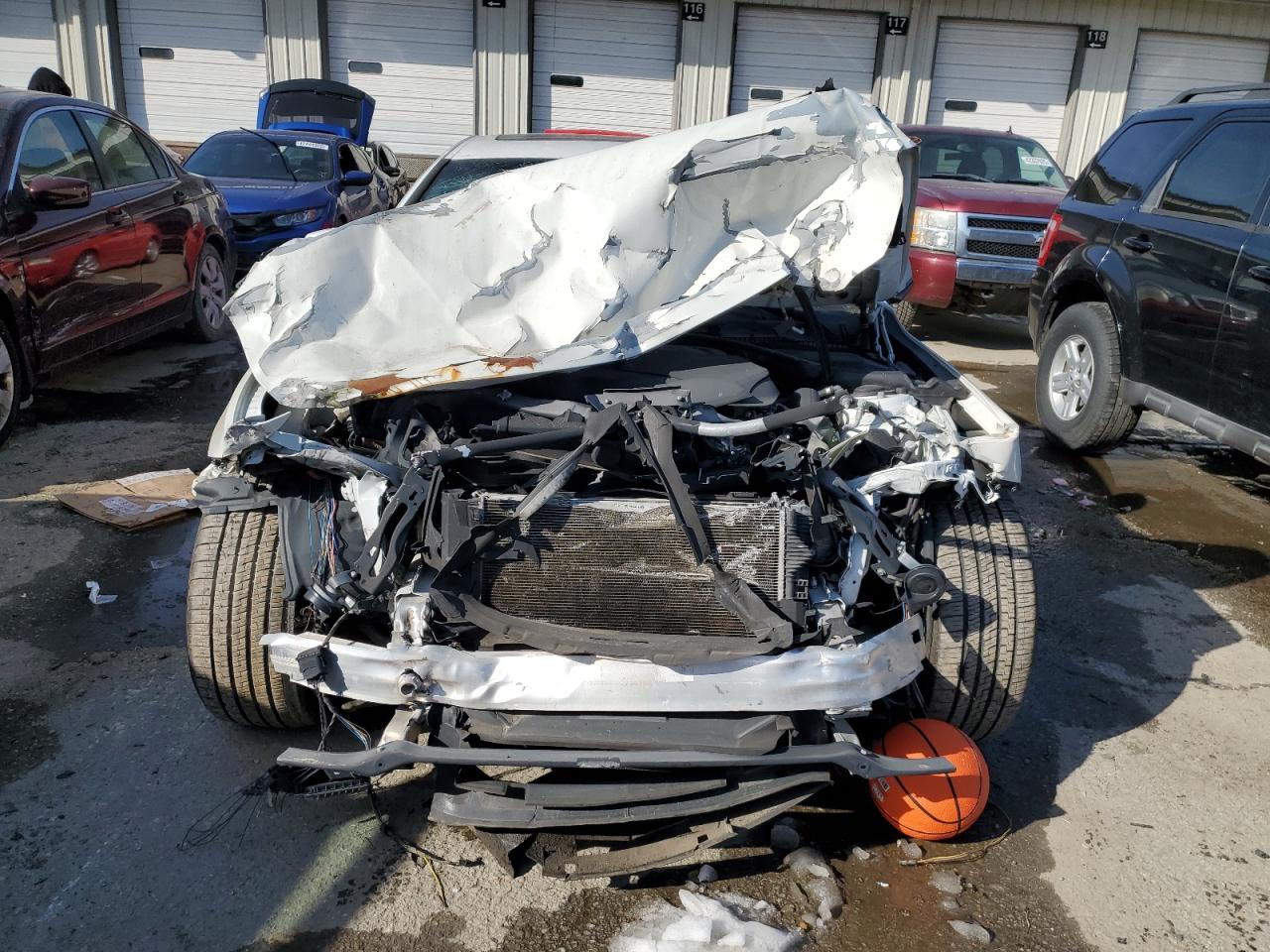 2018 BMW 4er VIN WBA4J1C59JBA30115 Copart auction photo, frame damage / front end damage thumbnail 5