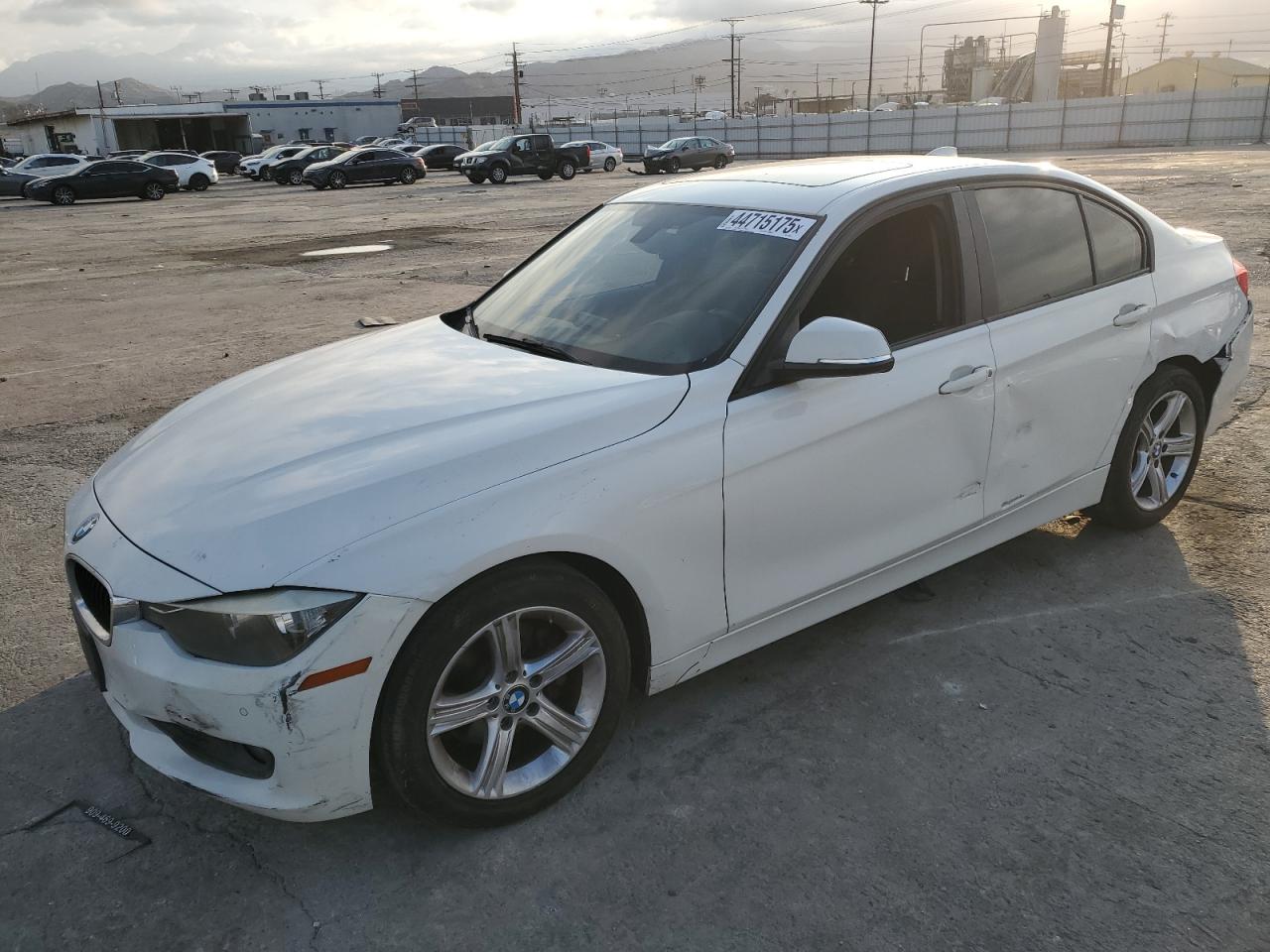 2014 BMW 3er VIN WBA3C1C59EK108577