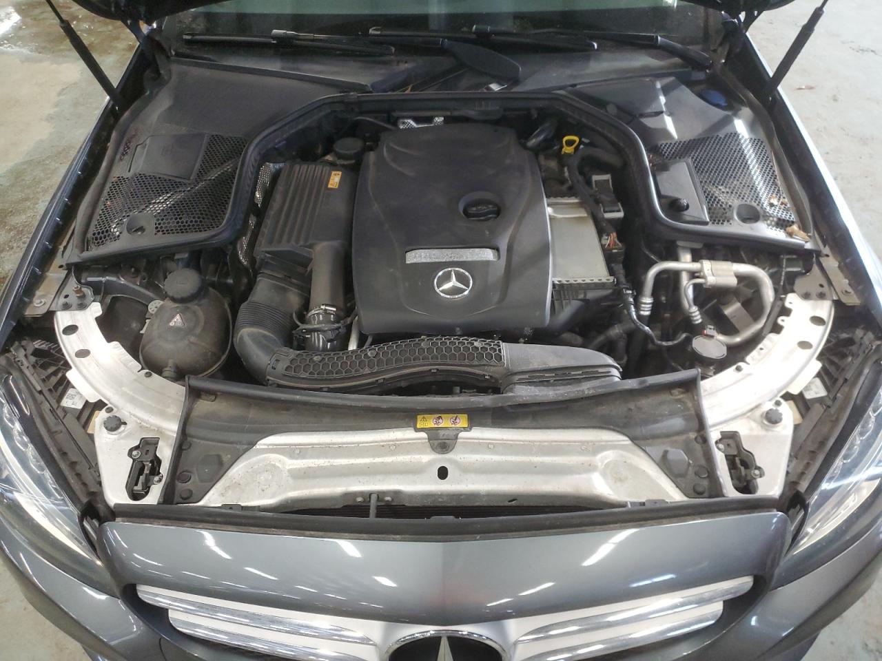 2017 Mercedes-Benz C-klasse VIN 55SWF4KB6HU182491 Copart auction photo, rear end / minor dent/scratches damage thumbnail 11