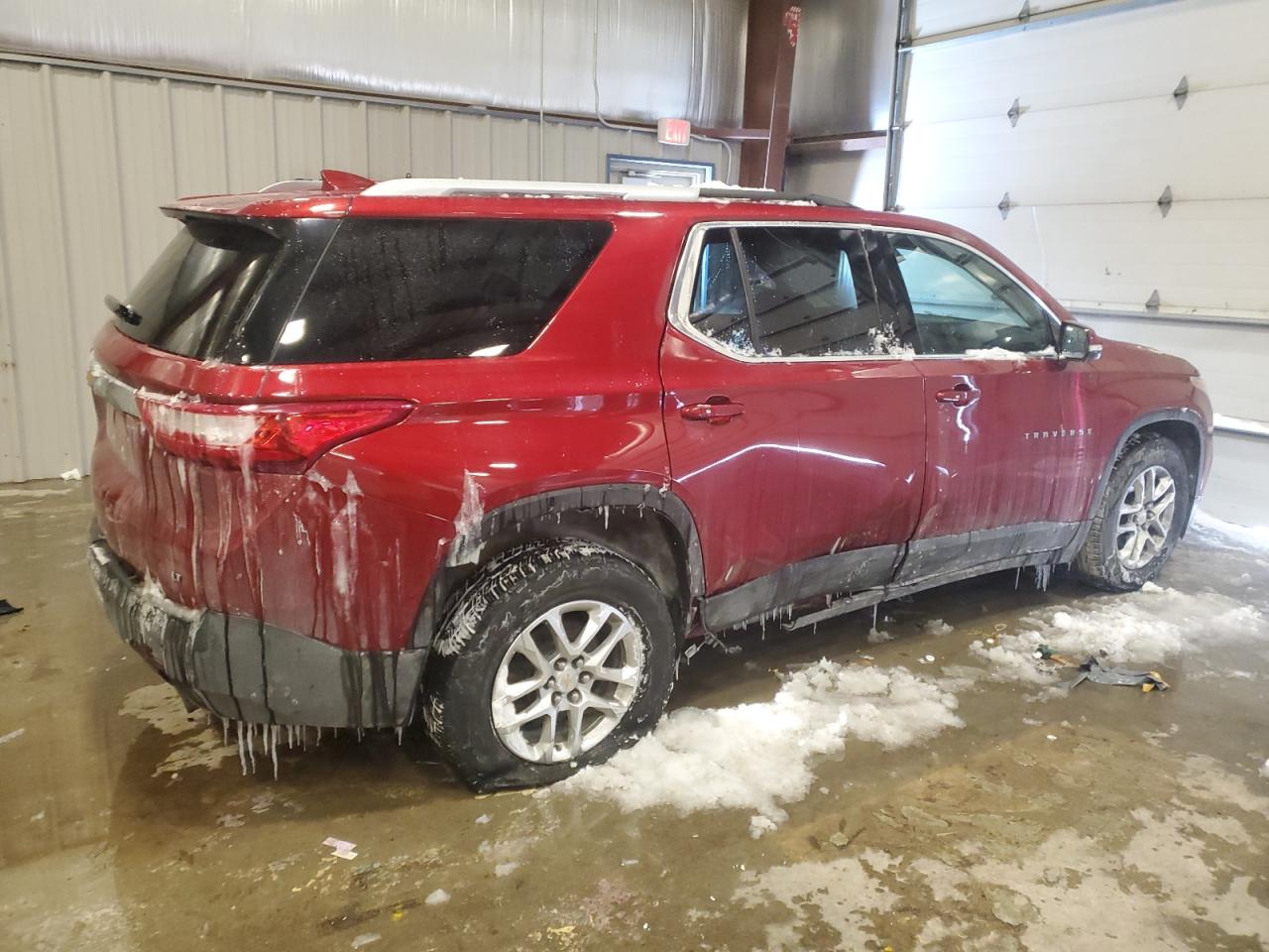 2018 Chevrolet Traverse VIN 1GNEVGKW7JJ175284 Copart auction photo, rear end / side damage thumbnail 3
