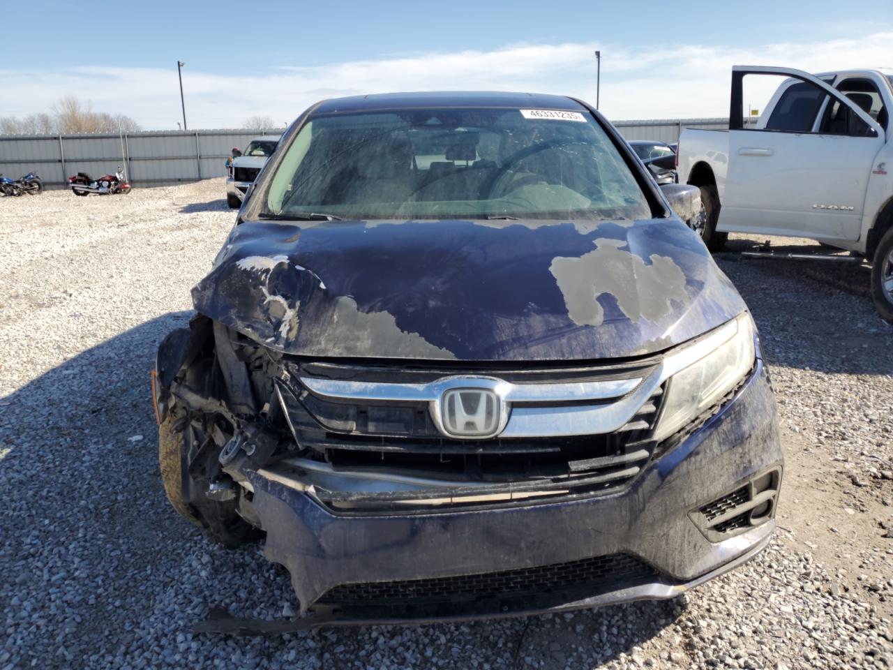 2019 Honda Odyssey VIN 5FNRL6H70KB025729 Copart auction photo, side / front end damage thumbnail 5