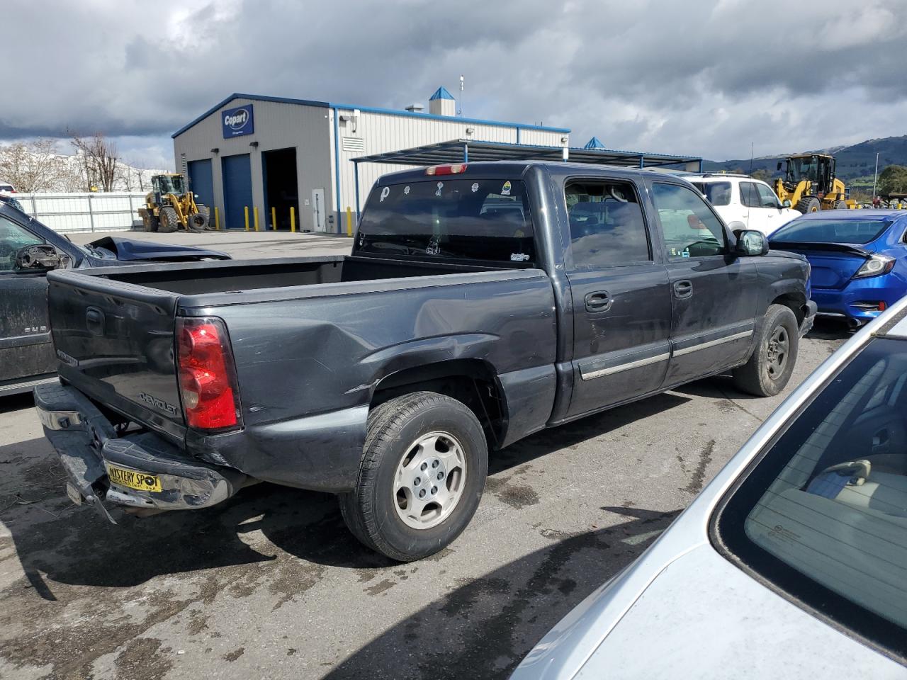 2004 Chevrolet Silverado VIN 2GCEC13T141359277 Copart auction photo, all over damage thumbnail 3