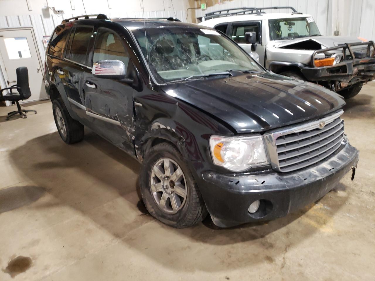 2008 Chrysler Aspen VIN 1A8HW58228F143800 Copart auction photo, front end / side damage thumbnail 4