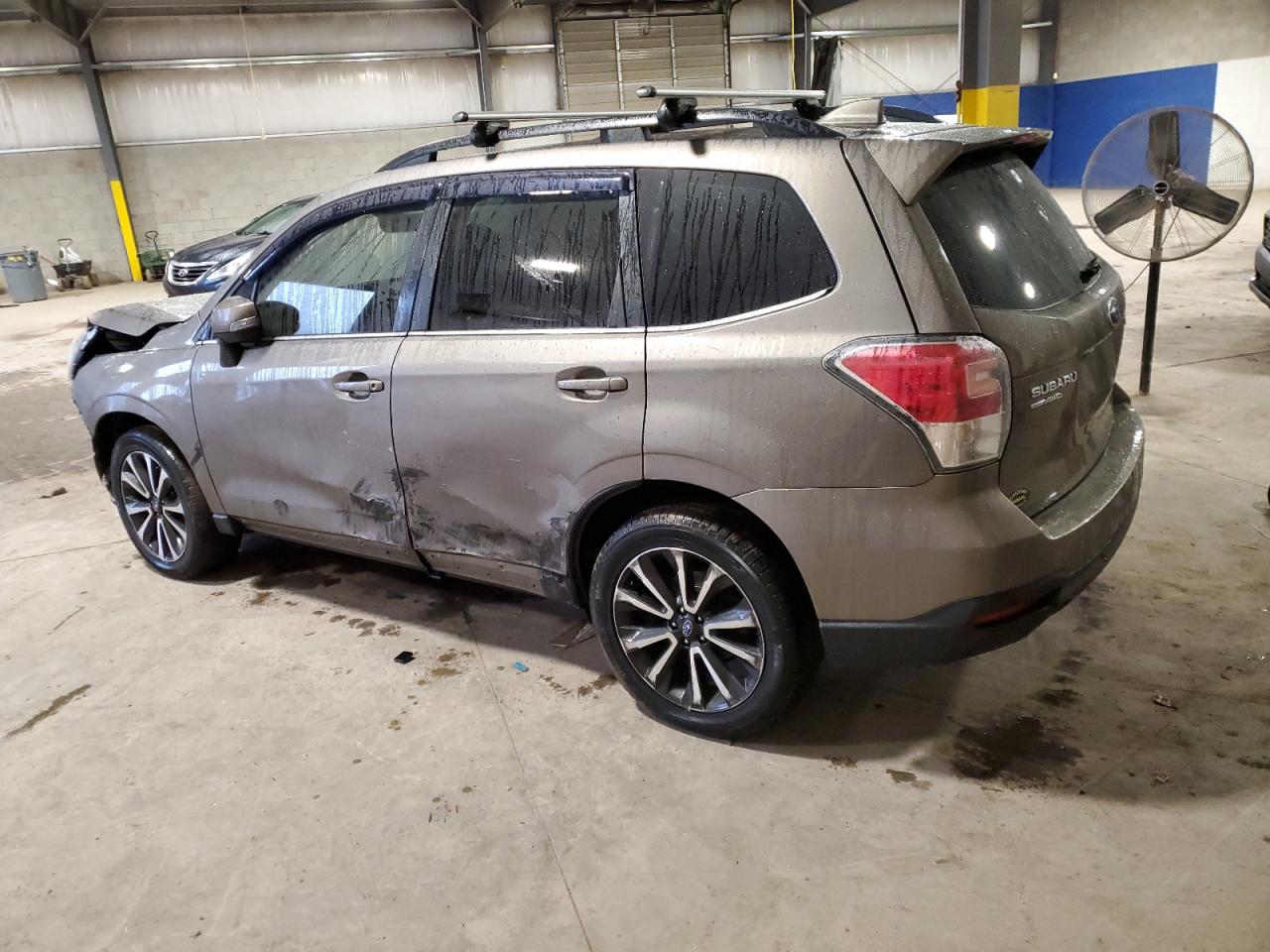 2018 Subaru Forester VIN JF2SJGWC0JH562842 Copart auction photo, front end / side damage thumbnail 2
