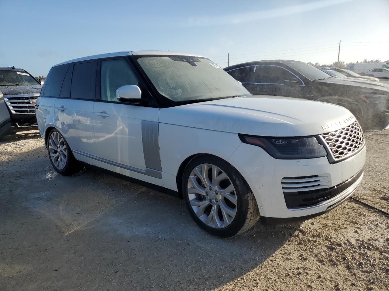 2018 Land Rover Range Rover VIN SALGS2SV9JA515712 Copart auction photo, water/flood damage thumbnail 4