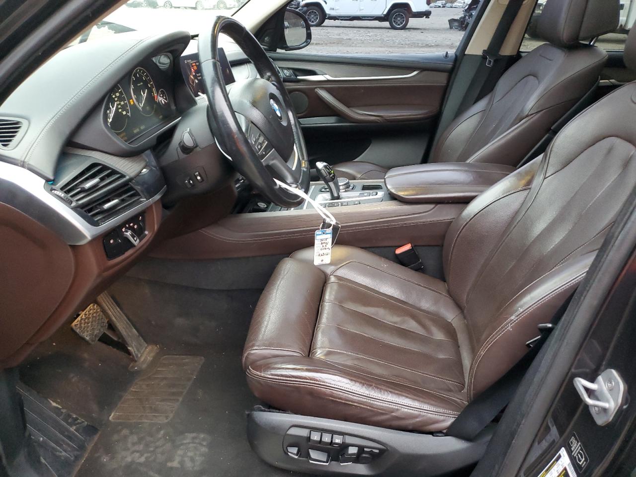 2015 BMW X5 VIN 5UXKR0C52F0K63121 Copart auction photo, minor dent/scratches damage thumbnail 7