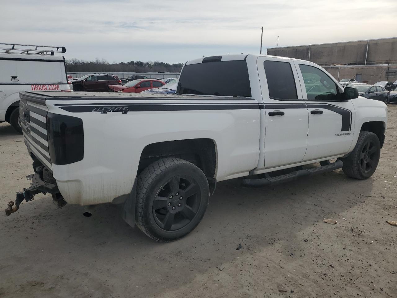 2017 Chevrolet Silverado VIN 1GCVKPEC1HZ344939 Copart auction photo, front end / rear end damage thumbnail 3