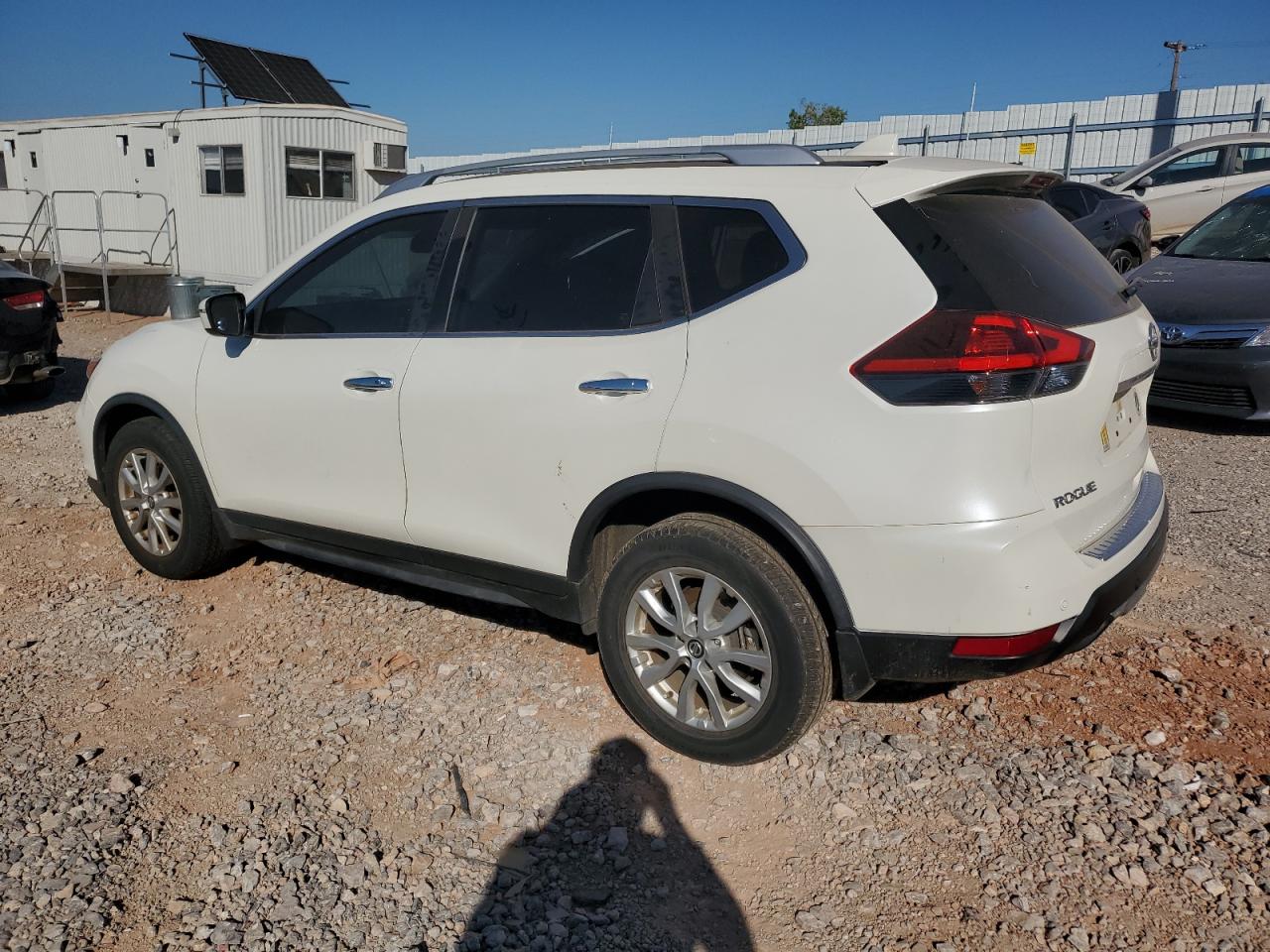 2020 Nissan Rogue VIN JN8AT2MT7LW037399 Copart auction photo, side / mechanical damage thumbnail 2