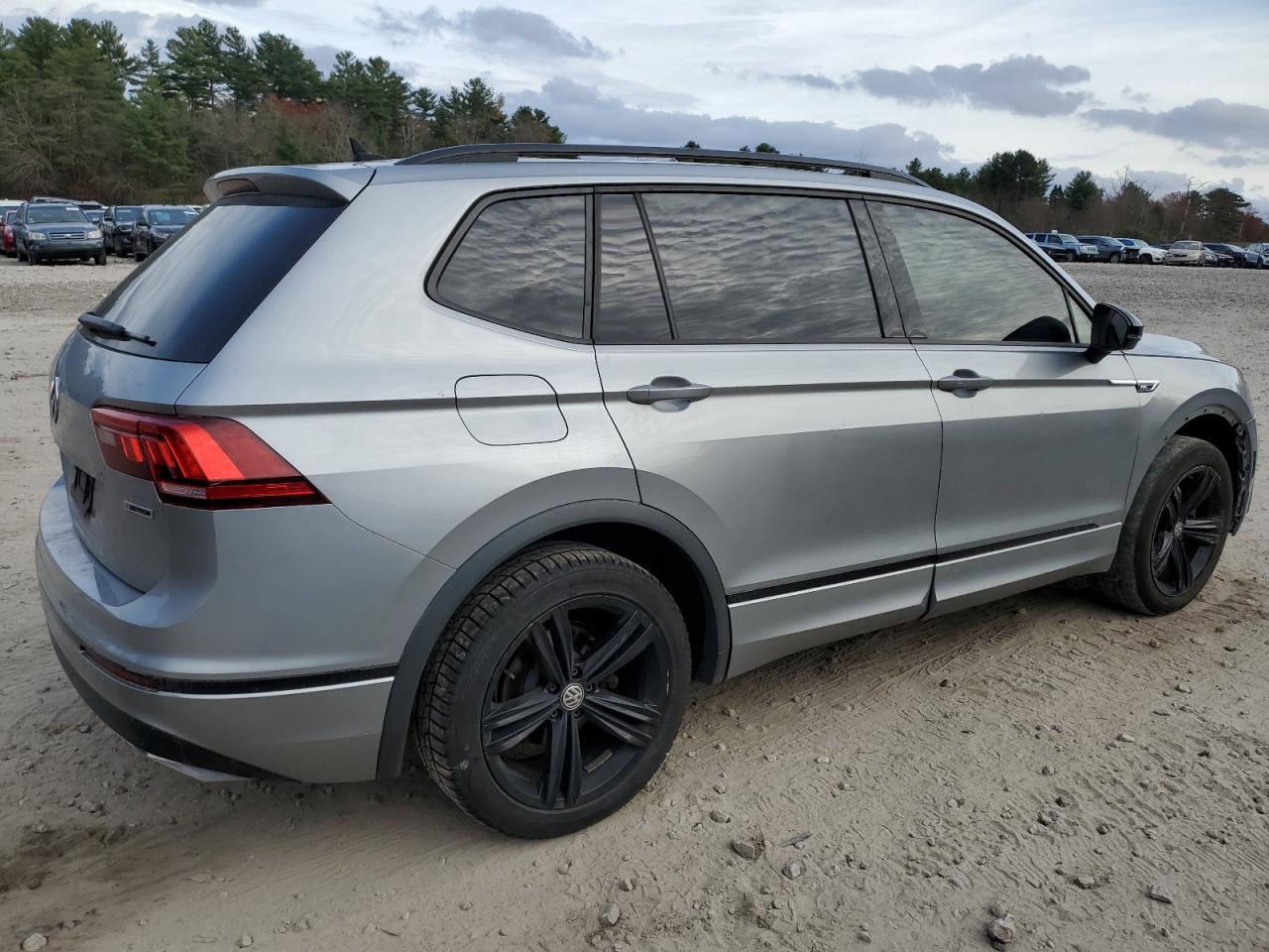 2019 Volkswagen Tiguan VIN 3VV2B7AX3KM159426 Copart auction photo, front end damage thumbnail 3
