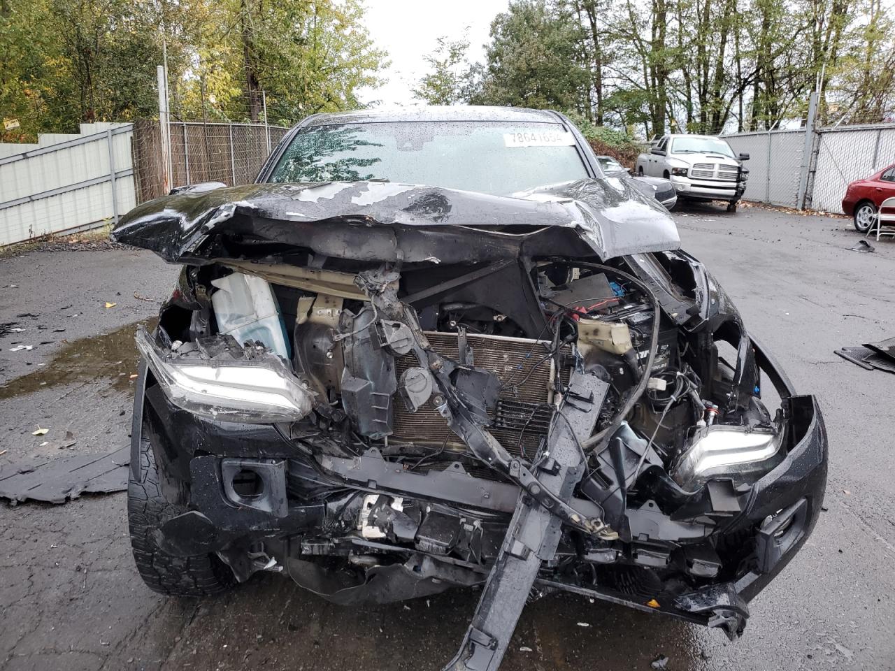 2019 Toyota Tacoma VIN 5TFCZ5AN1KX173076 Copart auction photo, front end damage thumbnail 5
