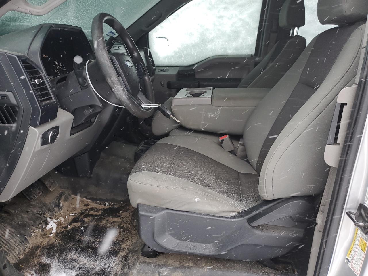 2017 Ford F-150 VIN 1FTFX1EF9HFB60041 Copart auction photo, rear end / minor dent/scratches damage thumbnail 7