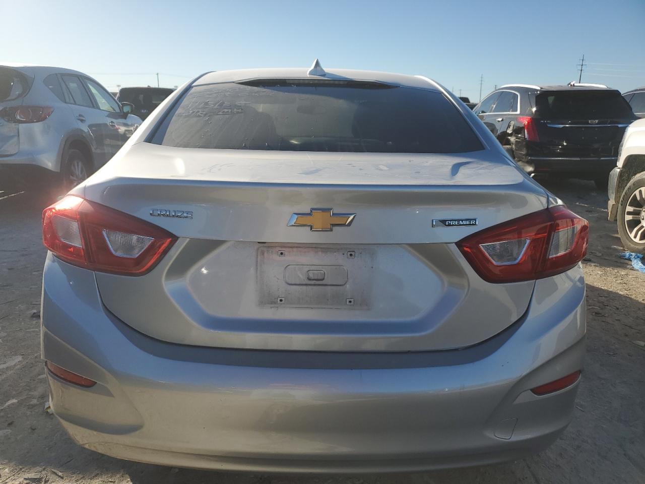 2018 Chevrolet Cruze VIN 1G1BF5SM6J7195320 Copart auction photo, front end damage thumbnail 6