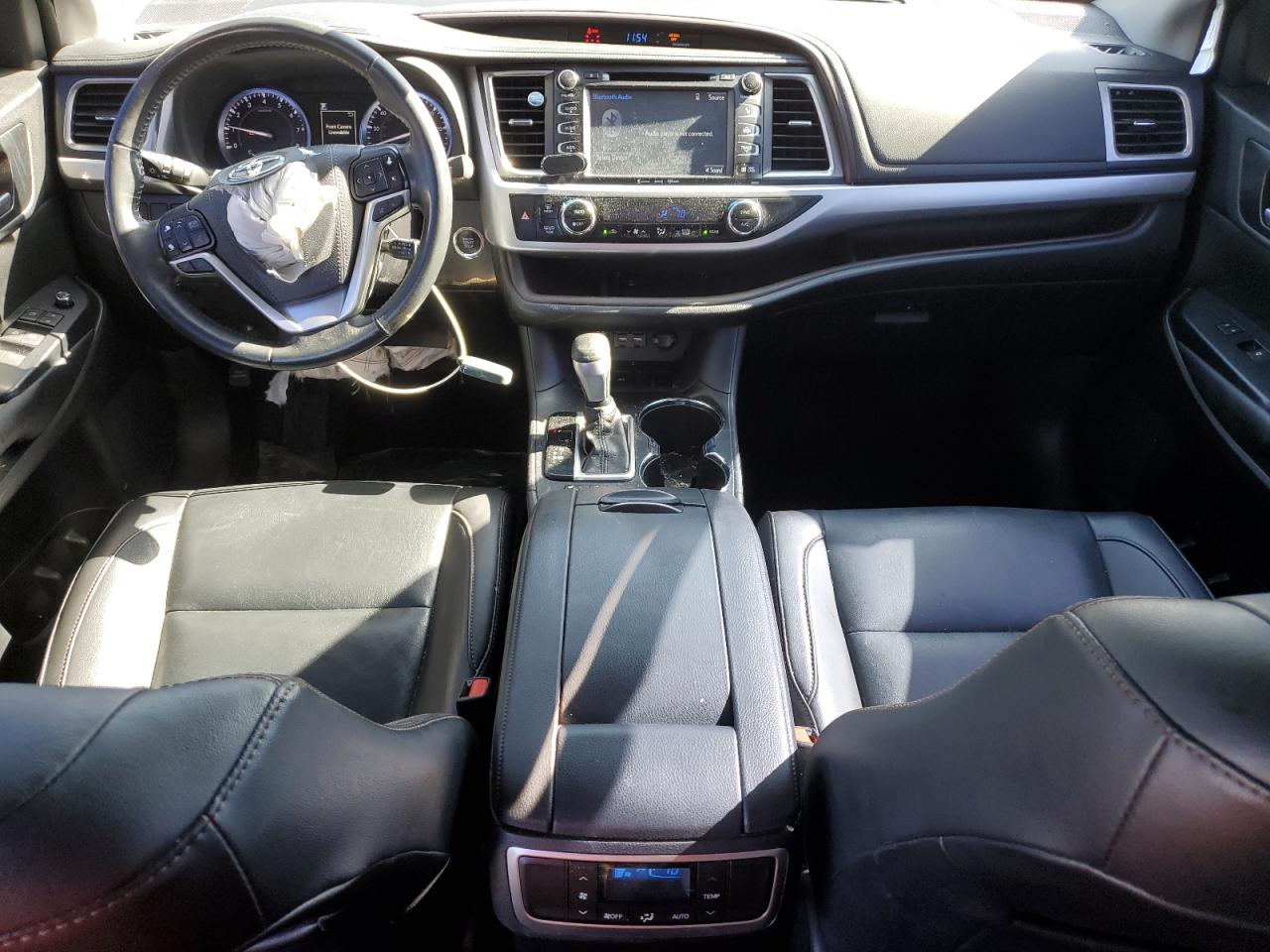 2019 Toyota Highlander VIN 5TDKZRFHXKS339168 Copart auction photo, front end / rear end damage thumbnail 8