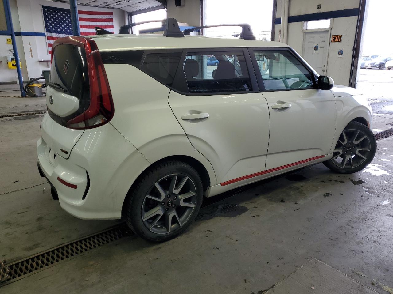 2020 KIA Soul VIN KNDJ63AU0L7703390 Copart auction photo, undercarriage damage thumbnail 3