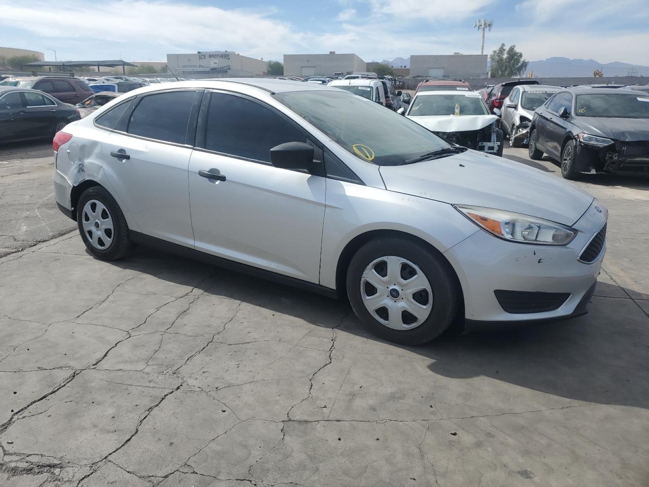 2017 Ford Focus VIN 1FADP3E28HL314908 Copart auction photo, all over damage thumbnail 4