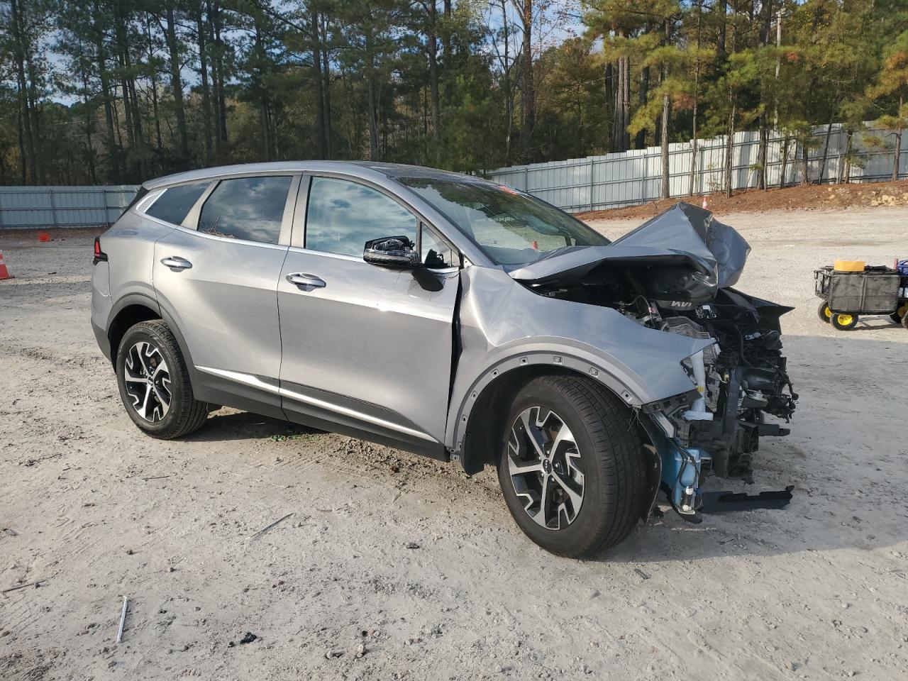 2023 KIA Sportage VIN 5XYK33AF0PG071465 Copart auction photo, front end damage thumbnail 4