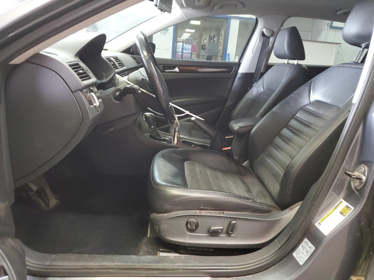 2014 Volkswagen Passat VIN 1VWCM7A37EC118603 Copart auction photo, front end damage thumbnail 7