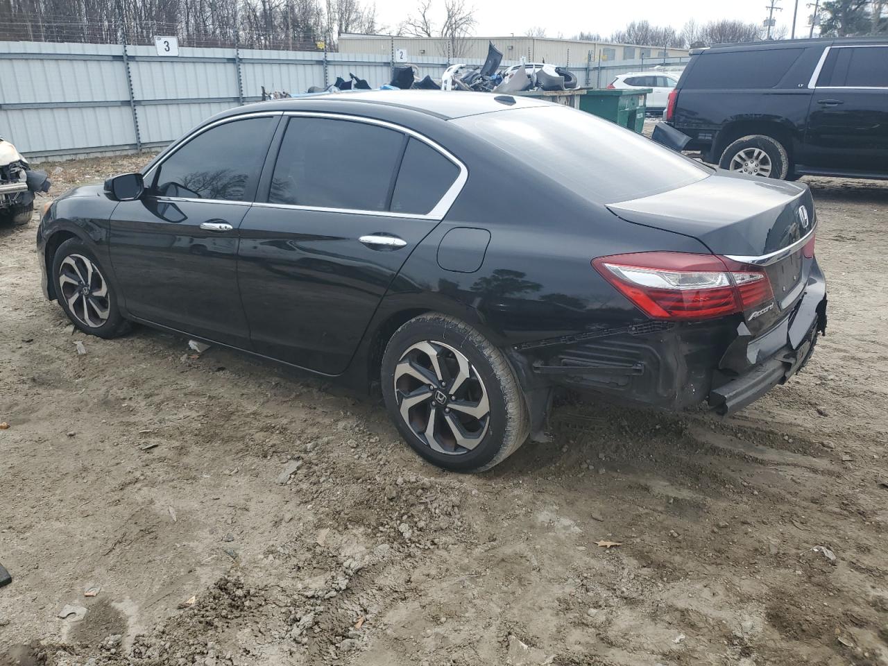 2016 Honda Accord VIN 1HGCR2F70GA155141 Copart auction photo, rear end / front end damage thumbnail 2