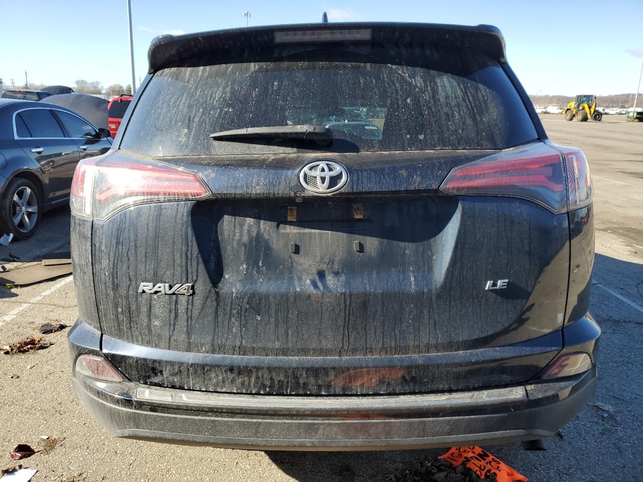 2018 Toyota RAV 4 VIN JTMZFREV2JJ739946 Copart auction photo, front end / side damage thumbnail 6