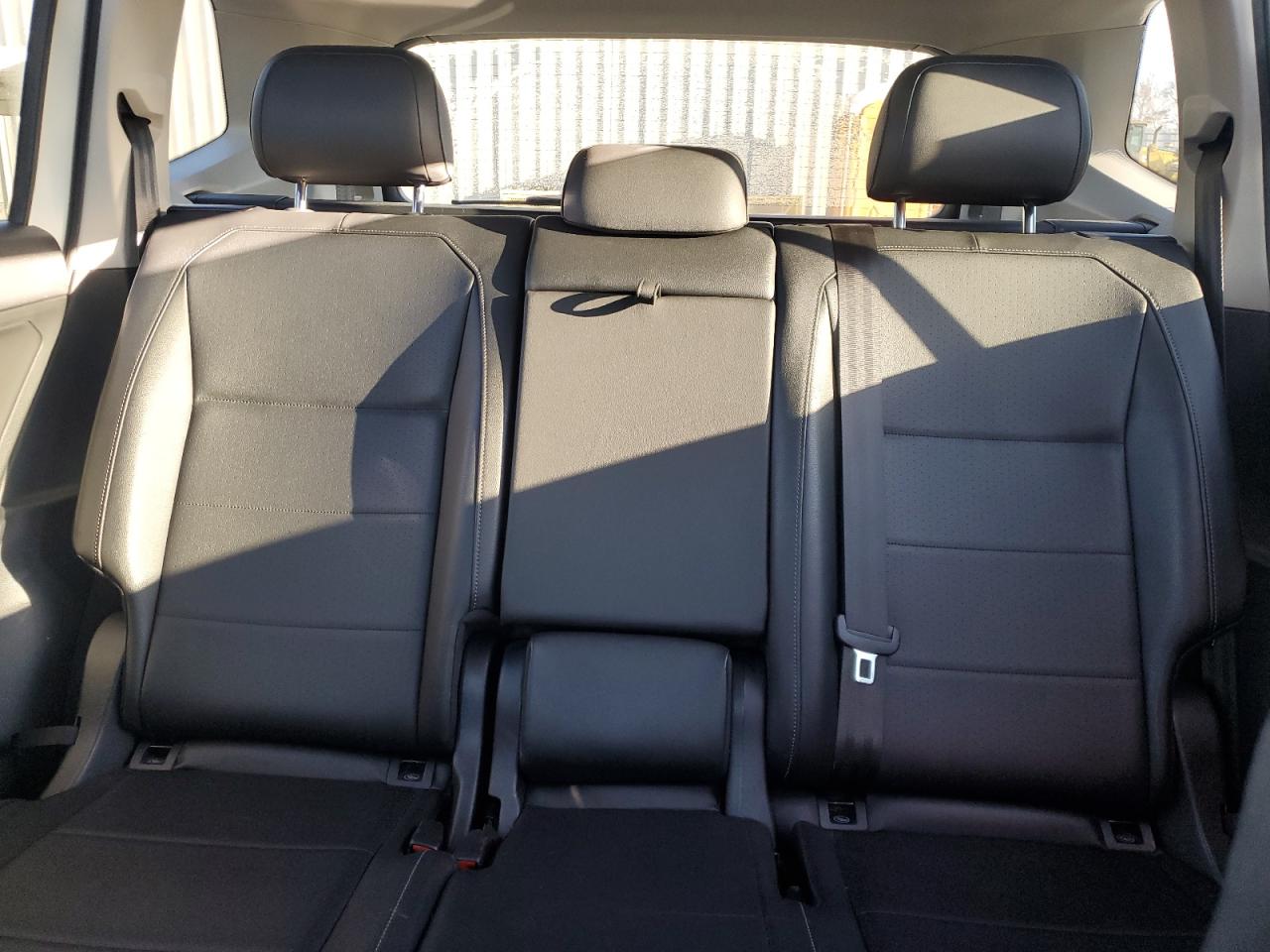 2020 Volkswagen Tiguan VIN 3VV2B7AX8LM120042 Copart auction photo, front end damage thumbnail 10