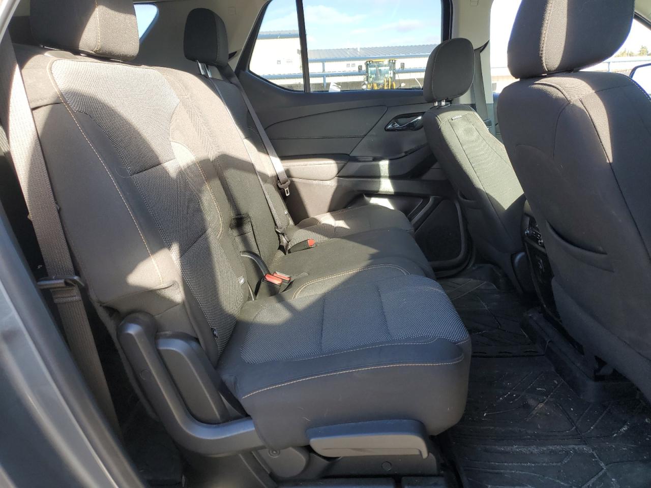 2019 Chevrolet Traverse VIN 1GNEVFKW7KJ302692 Copart auction photo, side / minor dent/scratches damage thumbnail 11