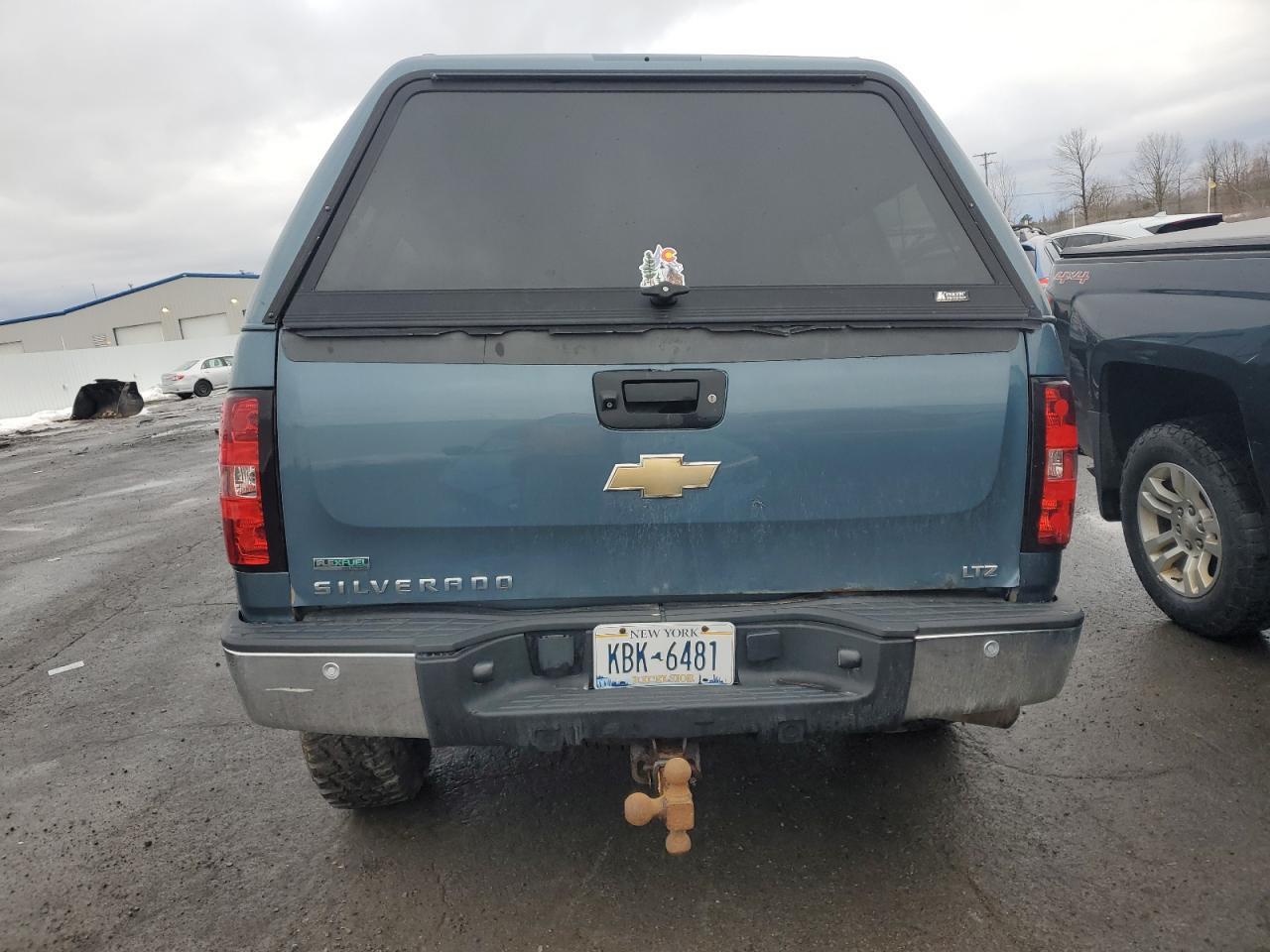 2011 Chevrolet Silverado VIN 1GCRKTE35BZ309712 Copart auction photo, front end damage thumbnail 6