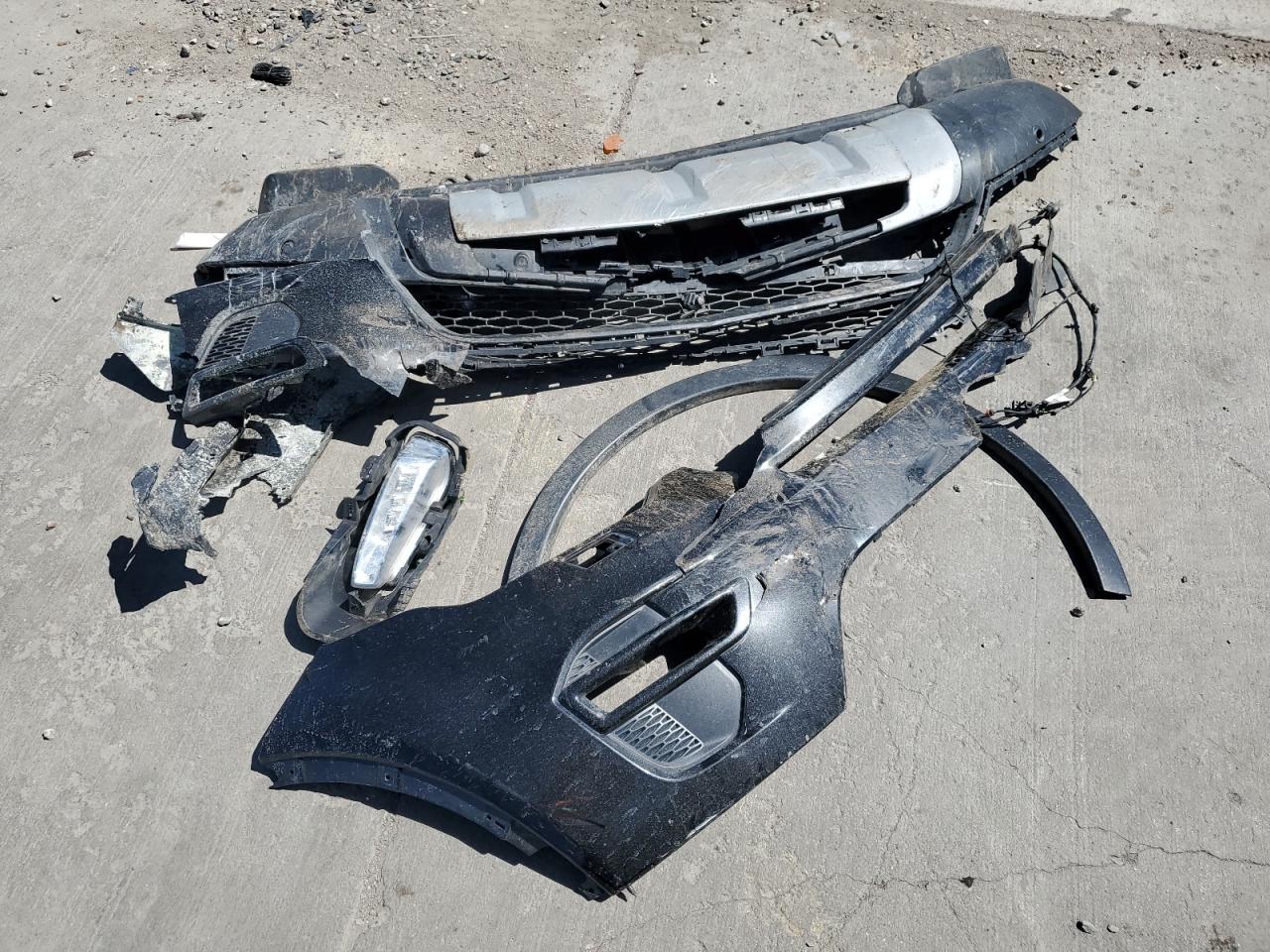 2015 Land Rover Discovery VIN SALCR2BG1FH529761 Copart auction photo, front end / side damage thumbnail 13