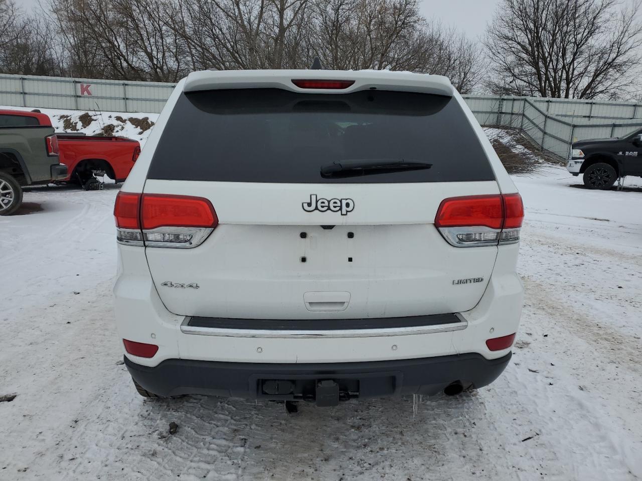 2015 Jeep Grand Cherokee VIN 1C4RJFBG9FC712595 Copart auction photo, front end / side damage thumbnail 6