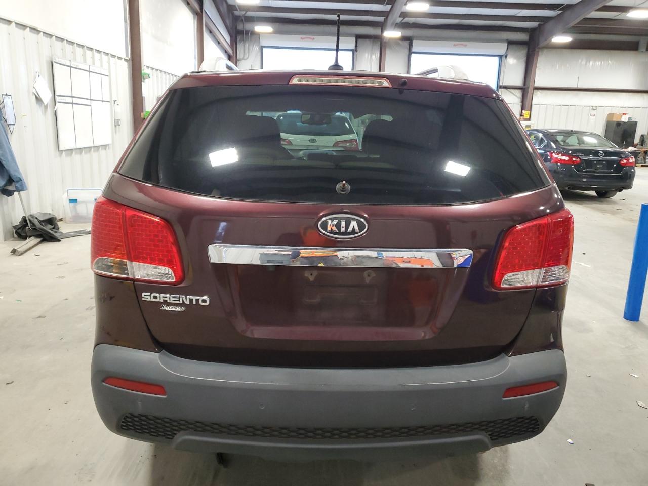 2012 KIA Sorento VIN 5XYKT4A6XCG222845 Copart auction photo, minor dent/scratches damage thumbnail 6