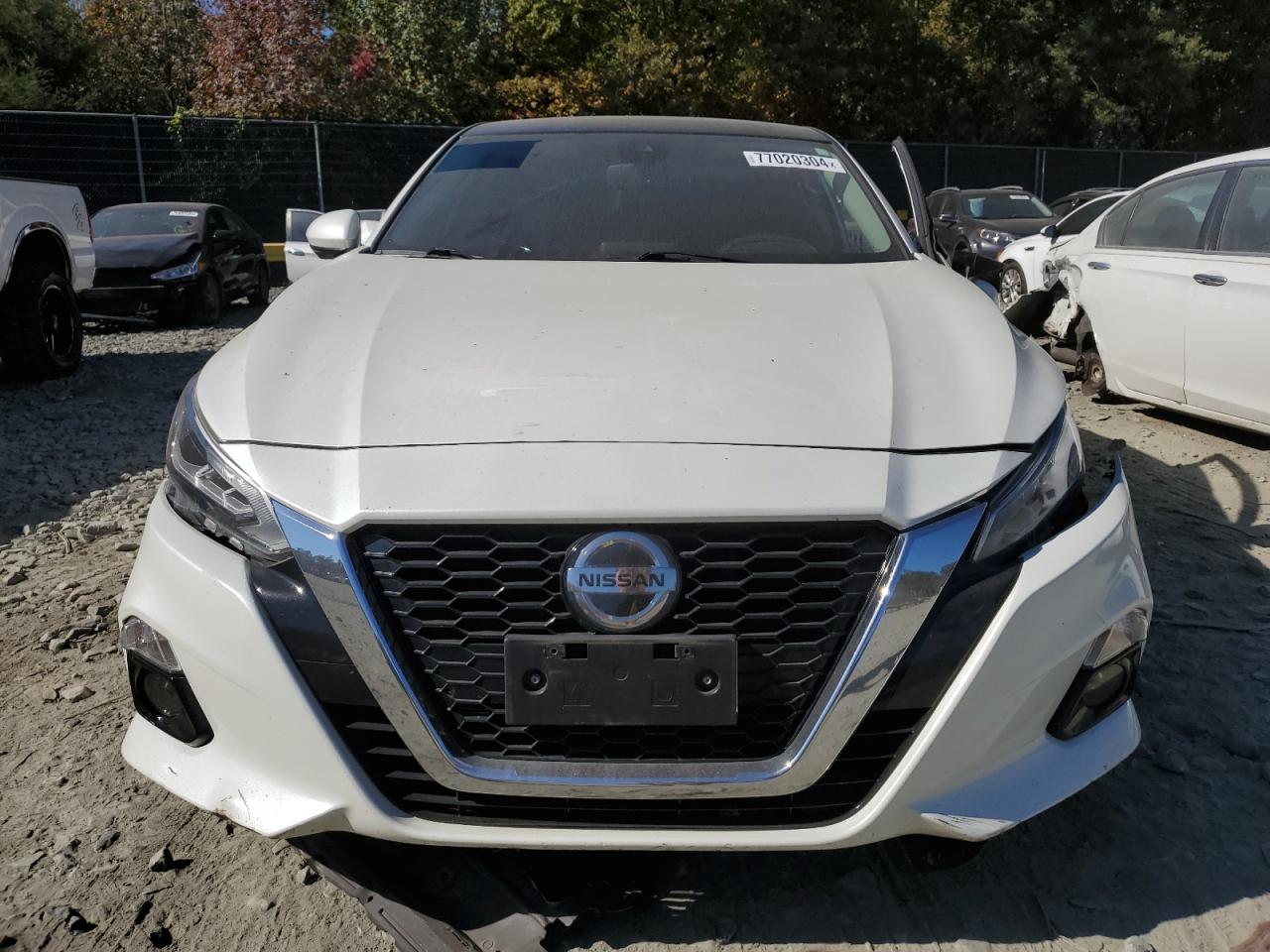 2019 Nissan Altima VIN 1N4BL4FW6KC136885 Copart auction photo, side / front end damage thumbnail 5