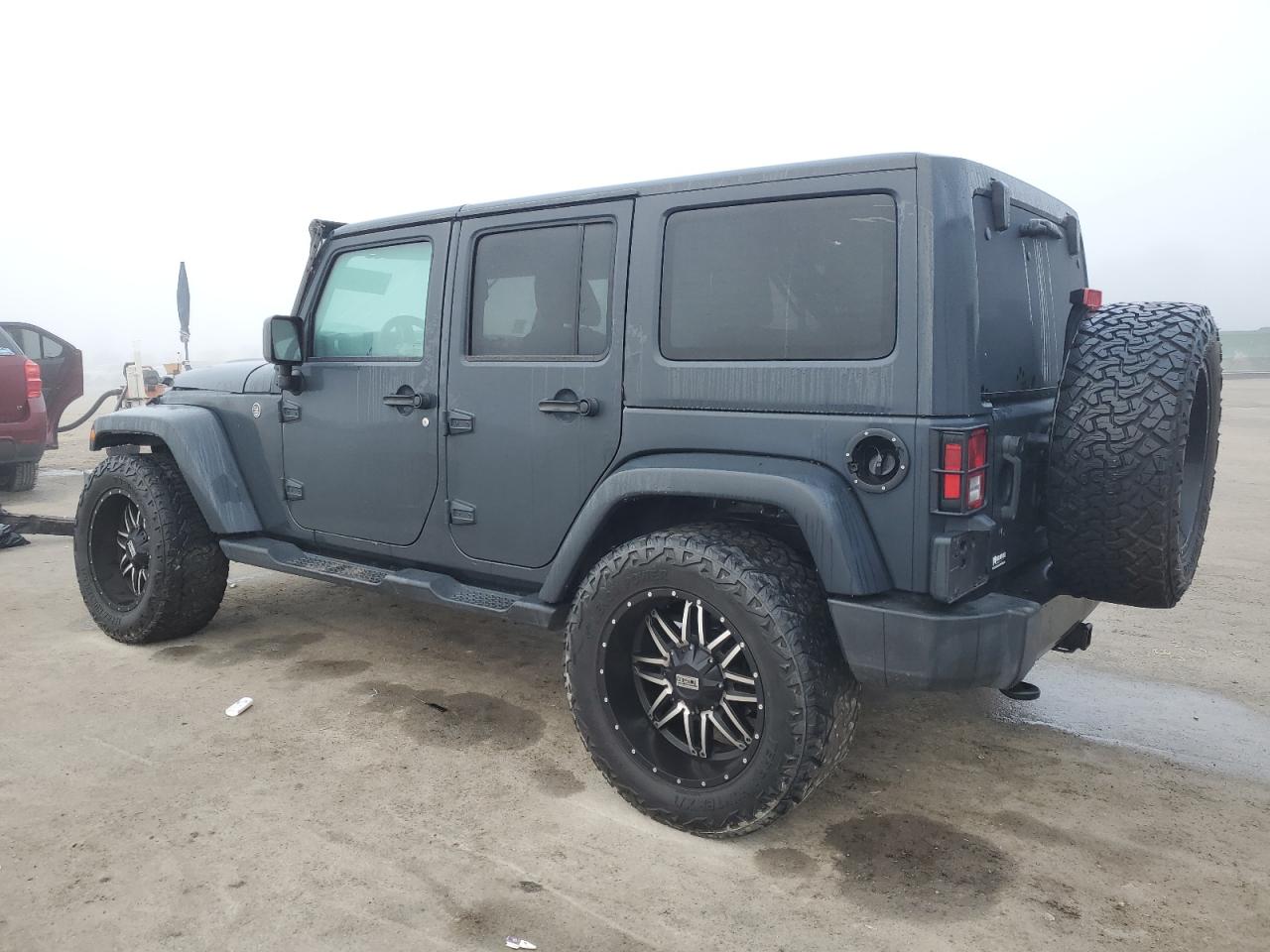 2018 Jeep Wrangler VIN 1C4BJWEG9JL891131 Copart auction photo, front end damage thumbnail 2