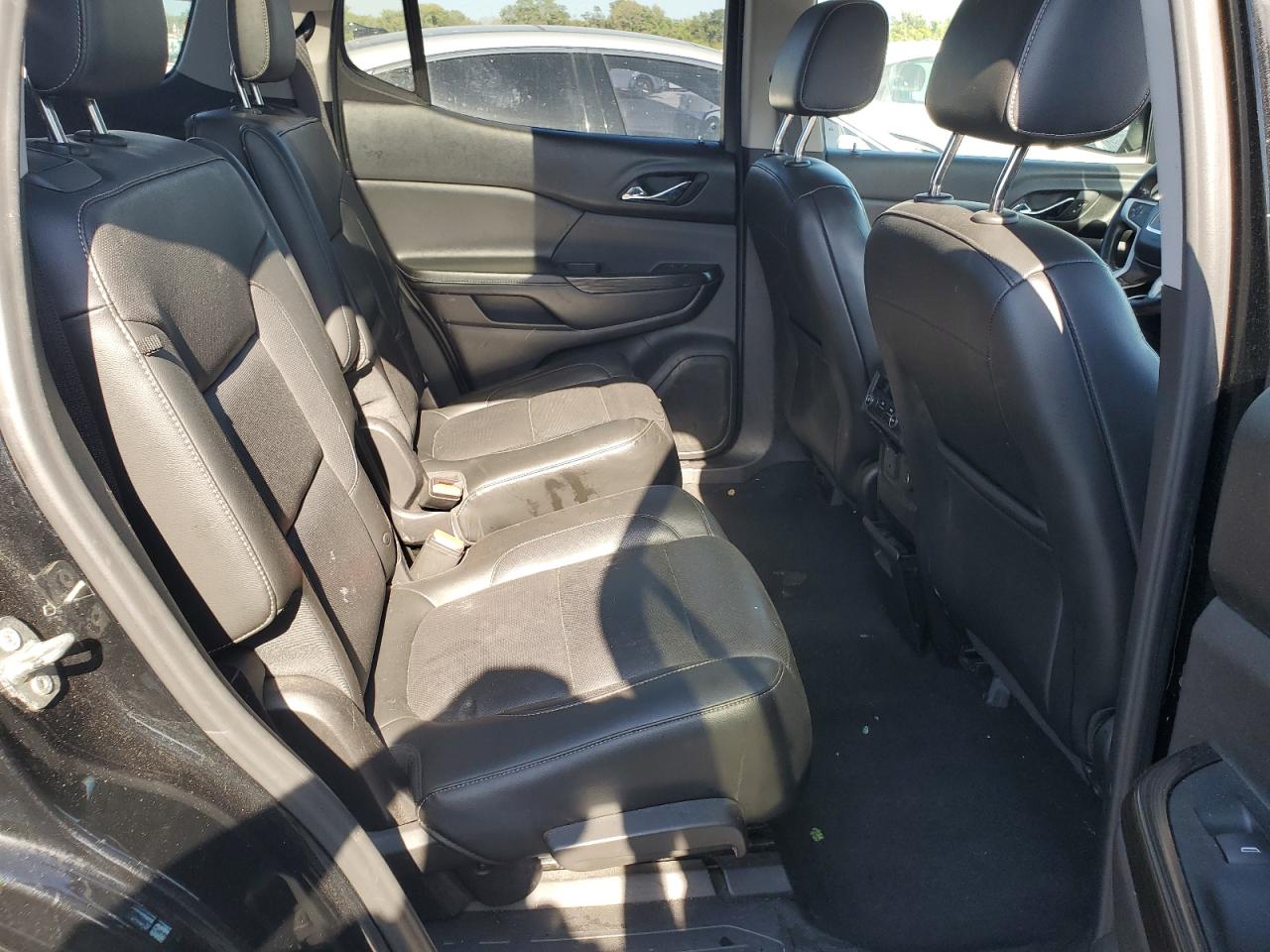 2018 GMC Acadia VIN 1GKKNMLA0JZ236851 Copart auction photo, side damage thumbnail 11