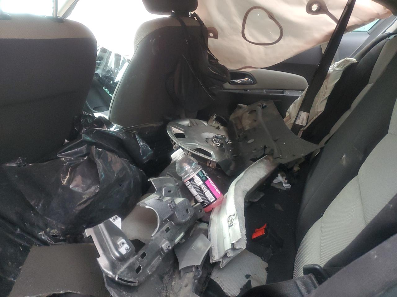 2016 Chevrolet Cruze VIN 1G1PC5SH2G7140924 Copart auction photo, all over / burn damage thumbnail 12