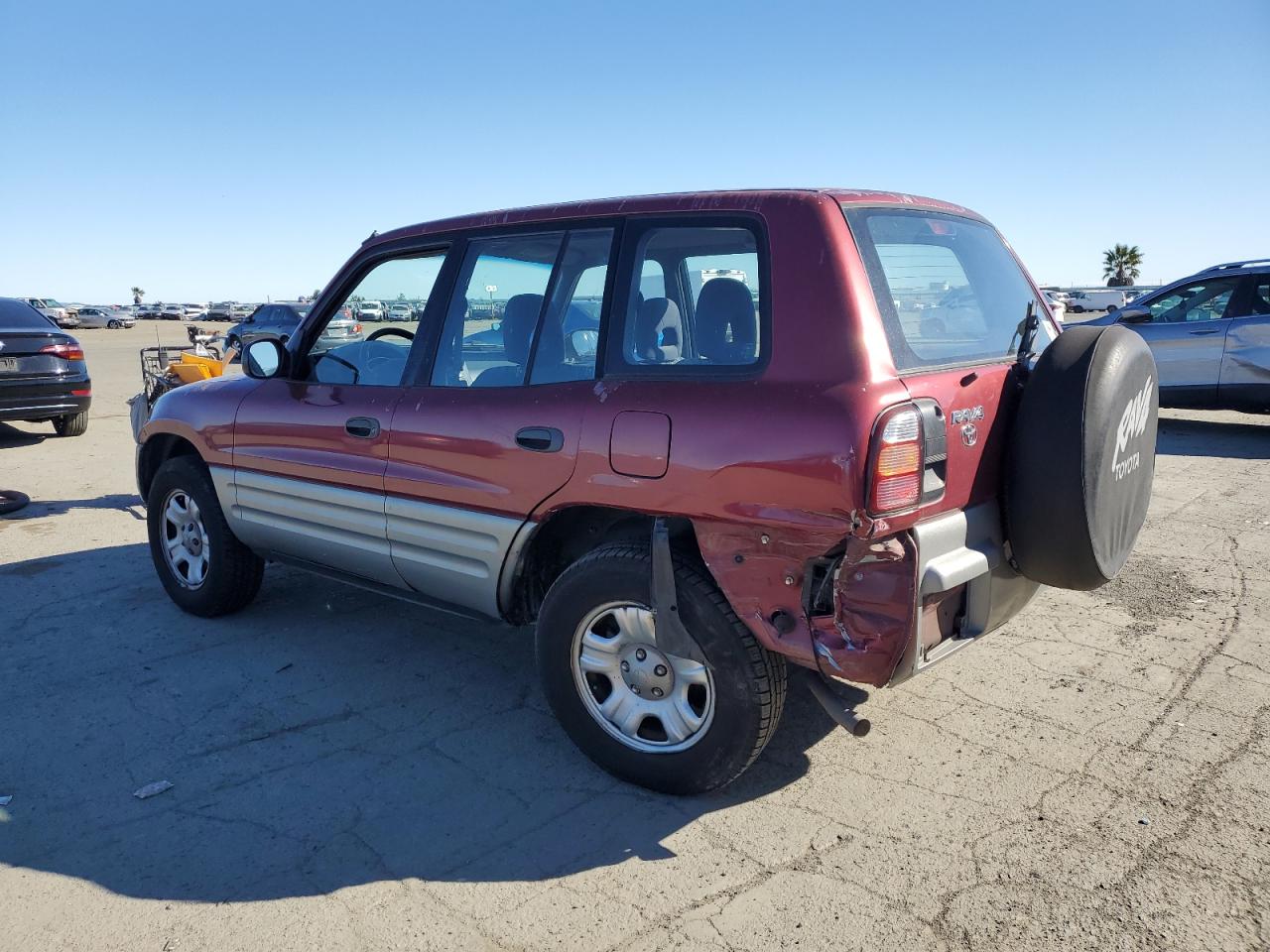 2000 Toyota RAV 4 VIN JT3GP10V8Y0047840 Copart auction photo, rear end damage thumbnail 2