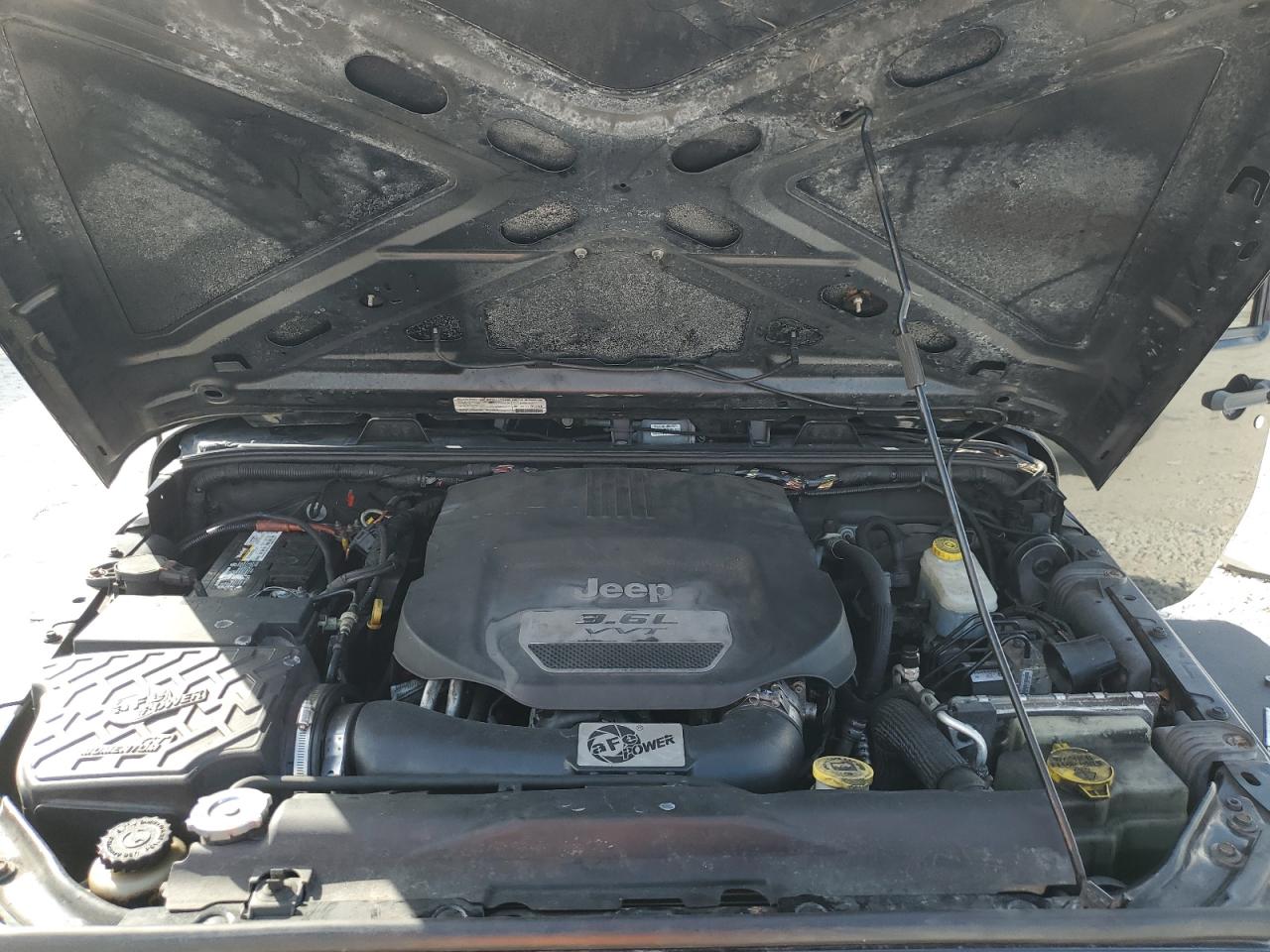 2013 Jeep Wrangler VIN 1C4BJWDG8DL705455 Copart auction photo, undercarriage damage thumbnail 12